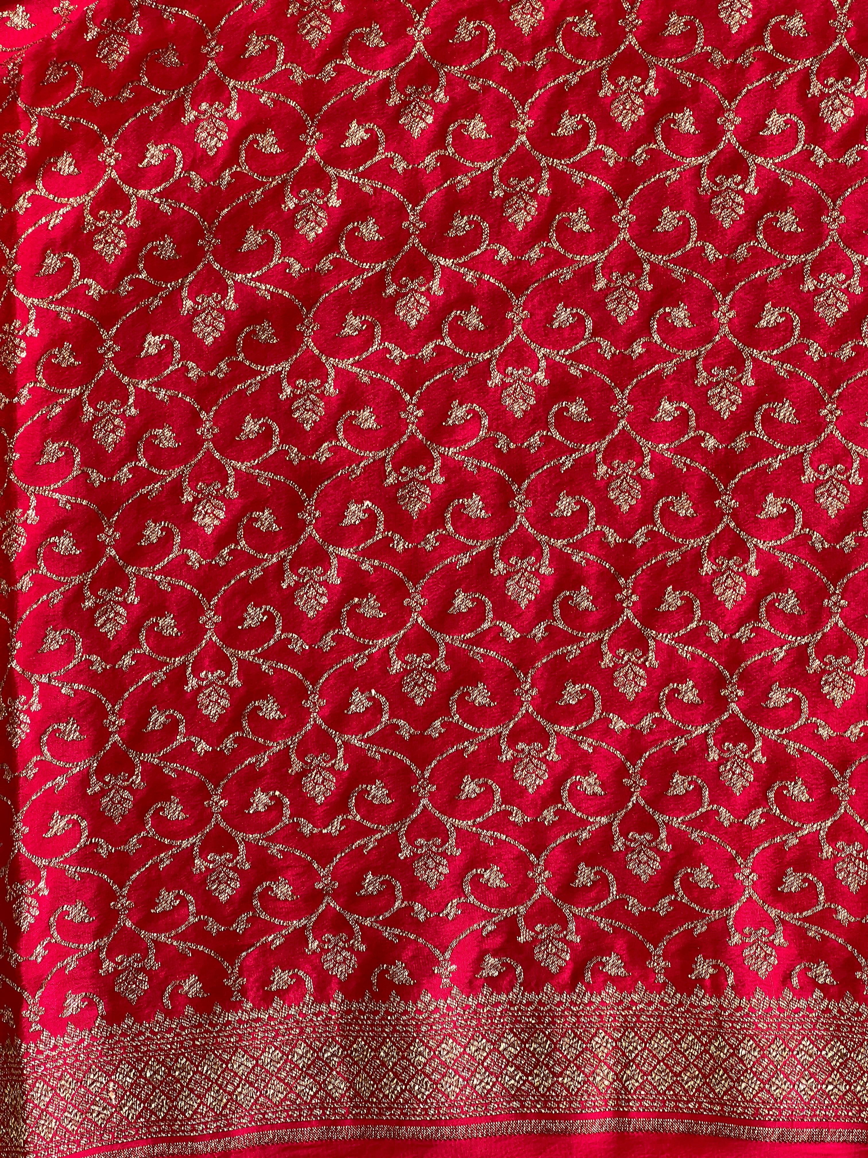 Banarasi Woven Chinon Saree | YNG718