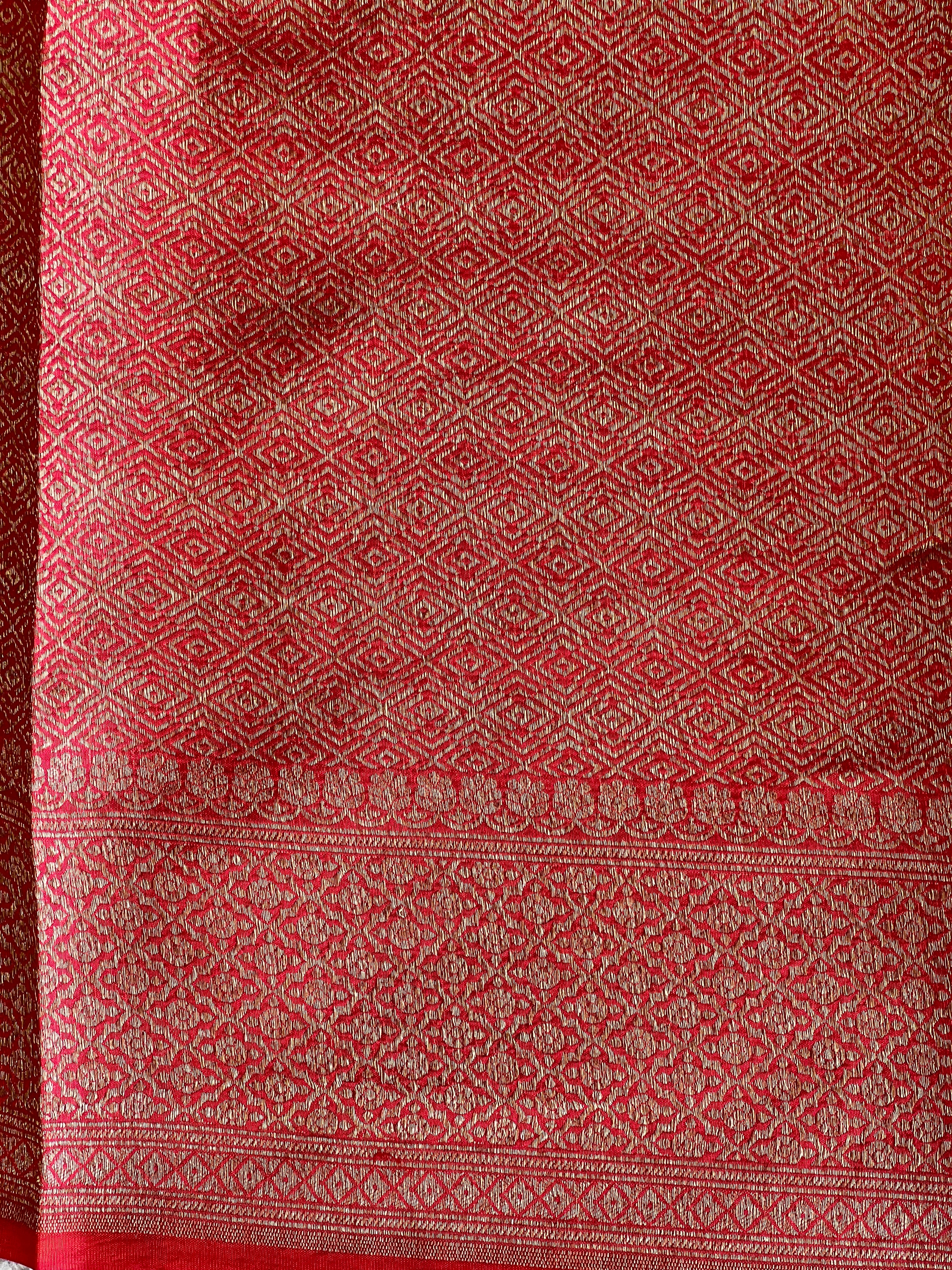 Zari And Thread Woven Tussar Banarasi Saree | YNG731