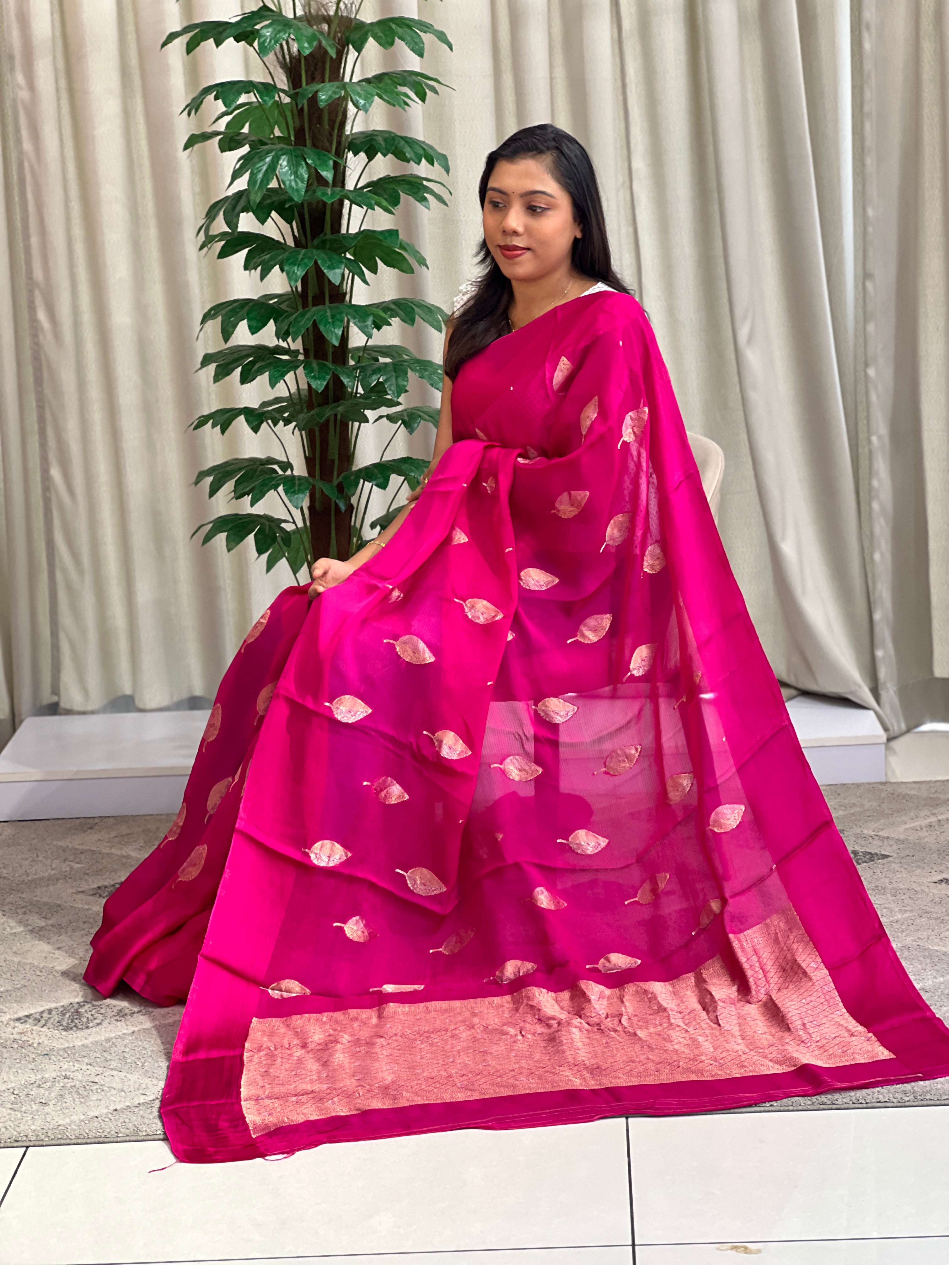 Sona Chandi Woven Pattern Silky Kota Saree | RS153