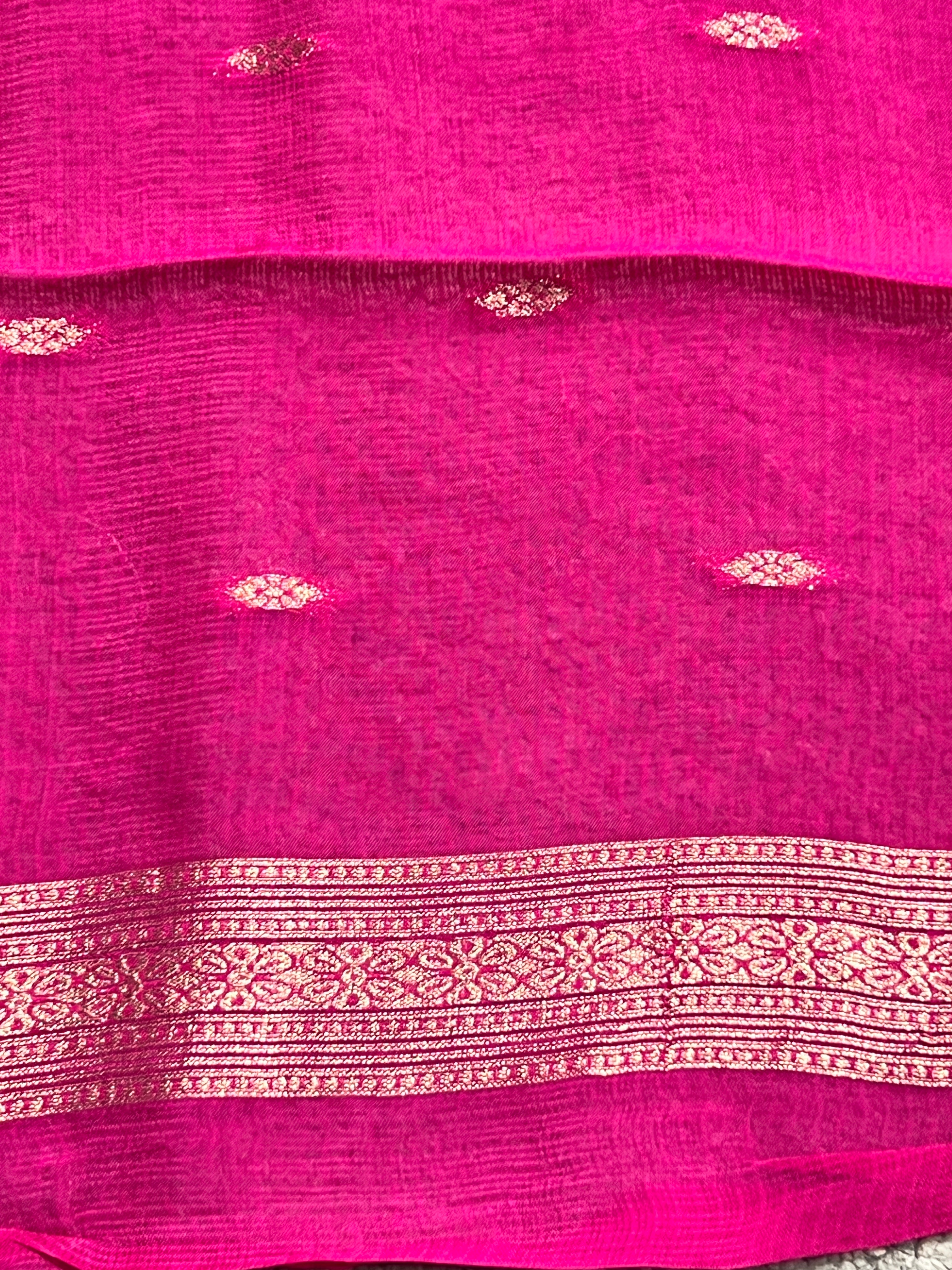 Sona Chandi Woven Pattern Silky Kota Saree | RS153