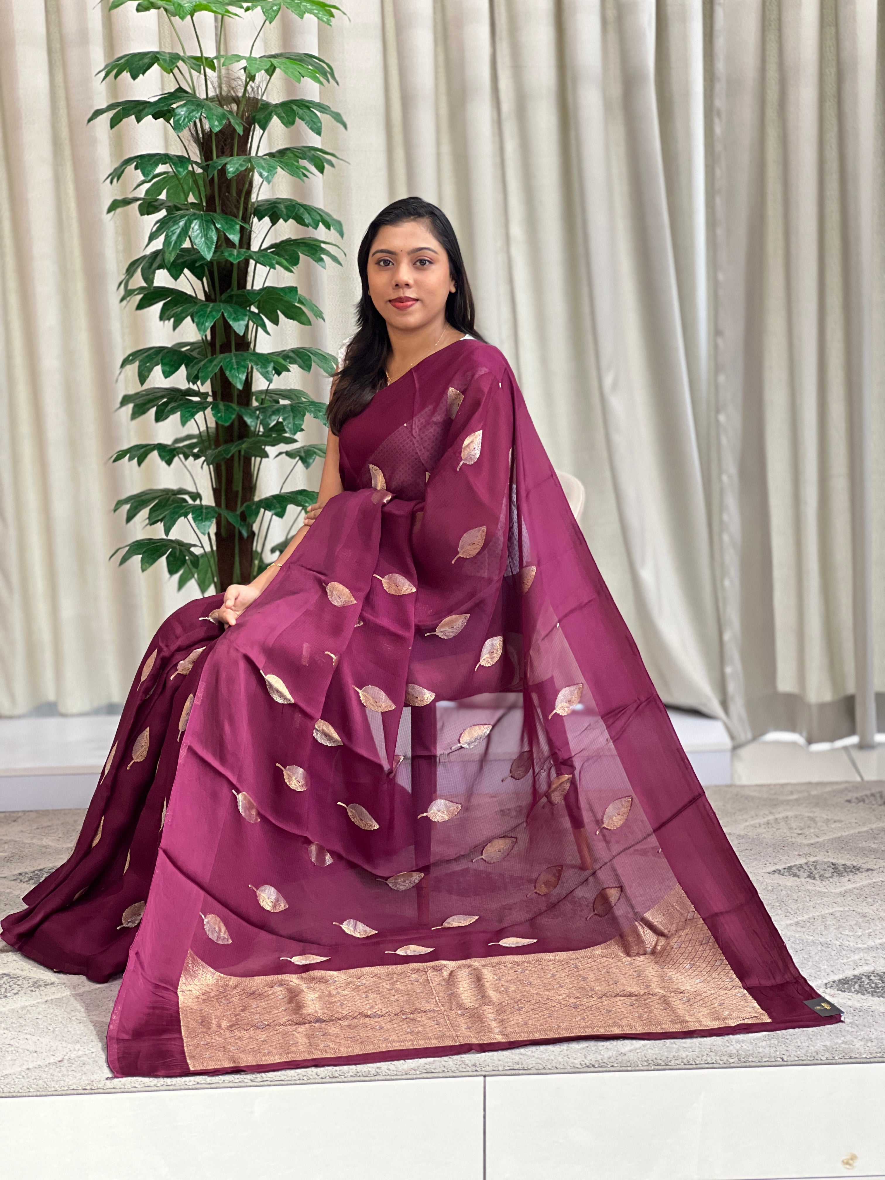 Sona Chandi Woven Pattern Silky Kota Saree | RS152