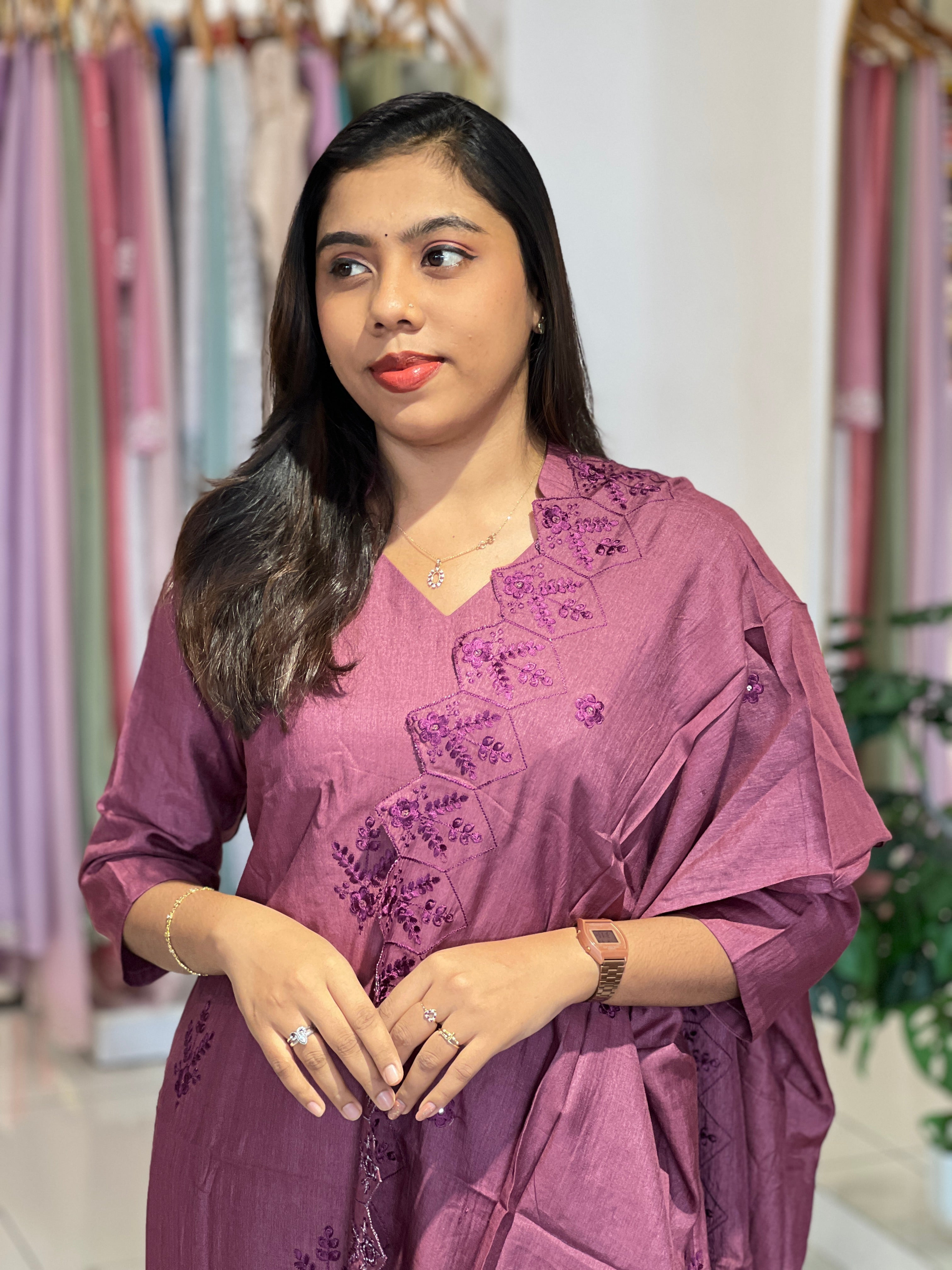 Machine Embroidered Tussar Kurta Set | IHP159