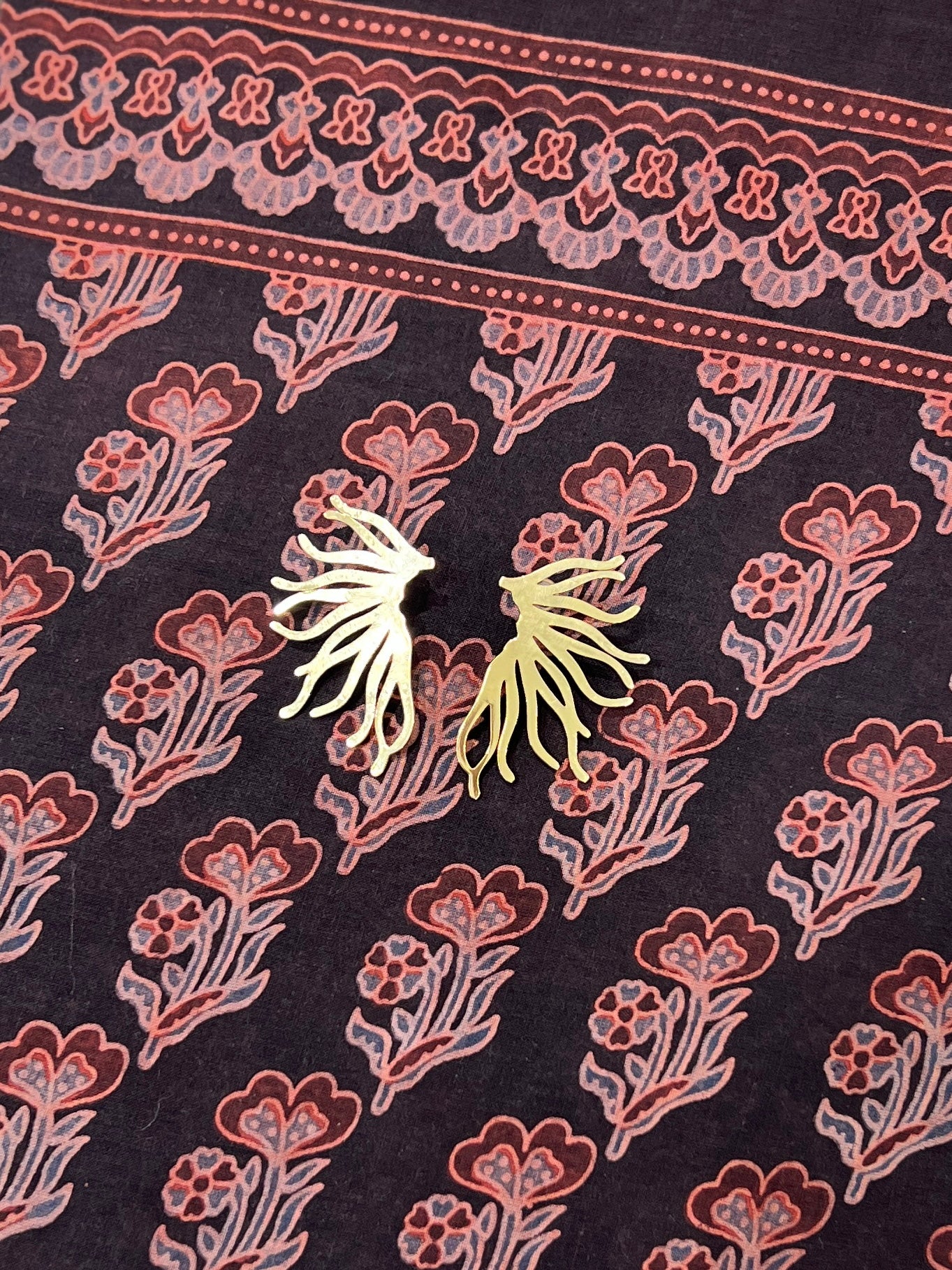 Modern Botanical Earrings | JE193