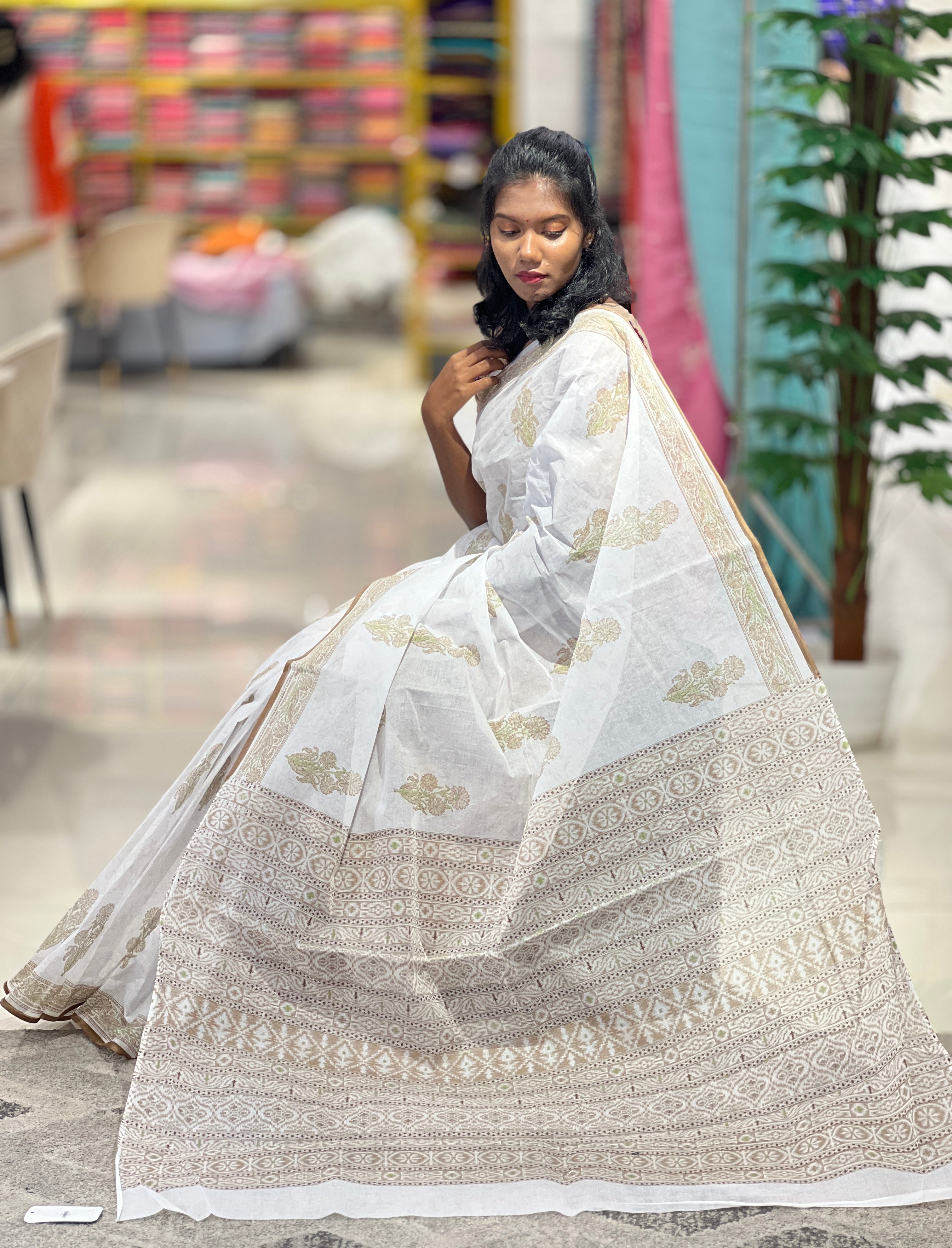 Block Printed Floral Patterned Organdy Saree | VNC143