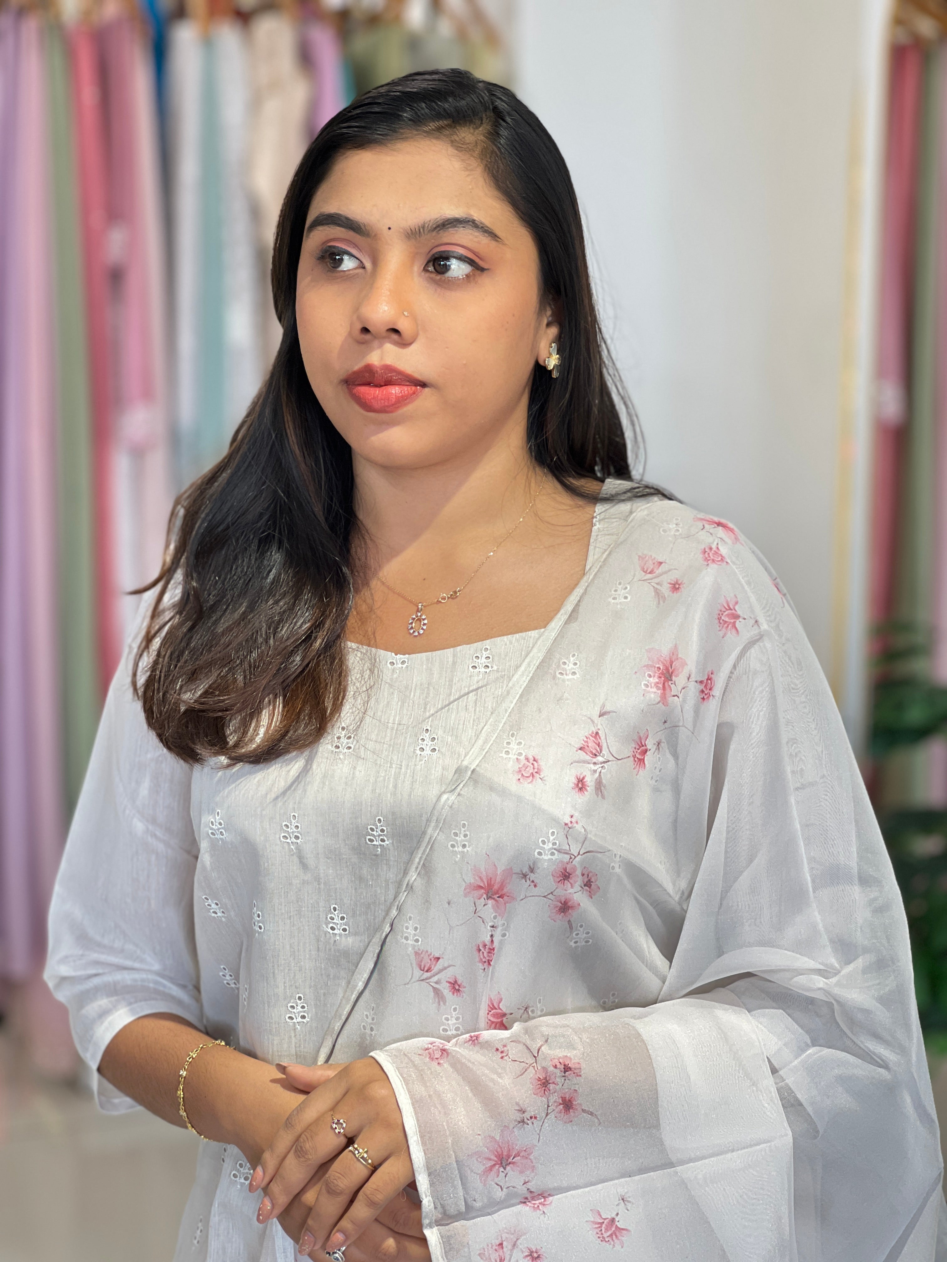 Floral Embroidery Schiffli Chanderi Kurta Set | IHP101