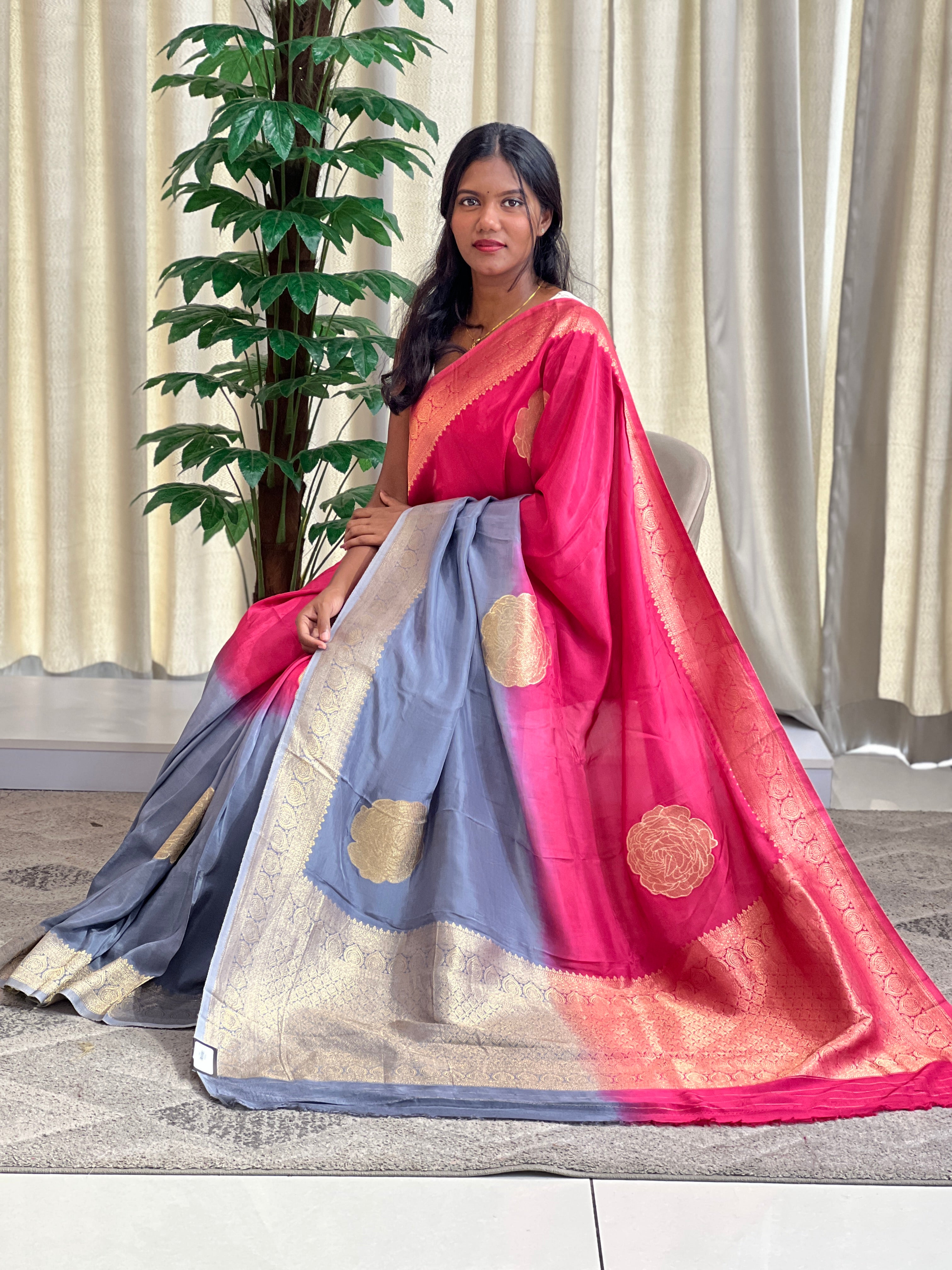Circular Pattern Crepe Silk Saree | RS132