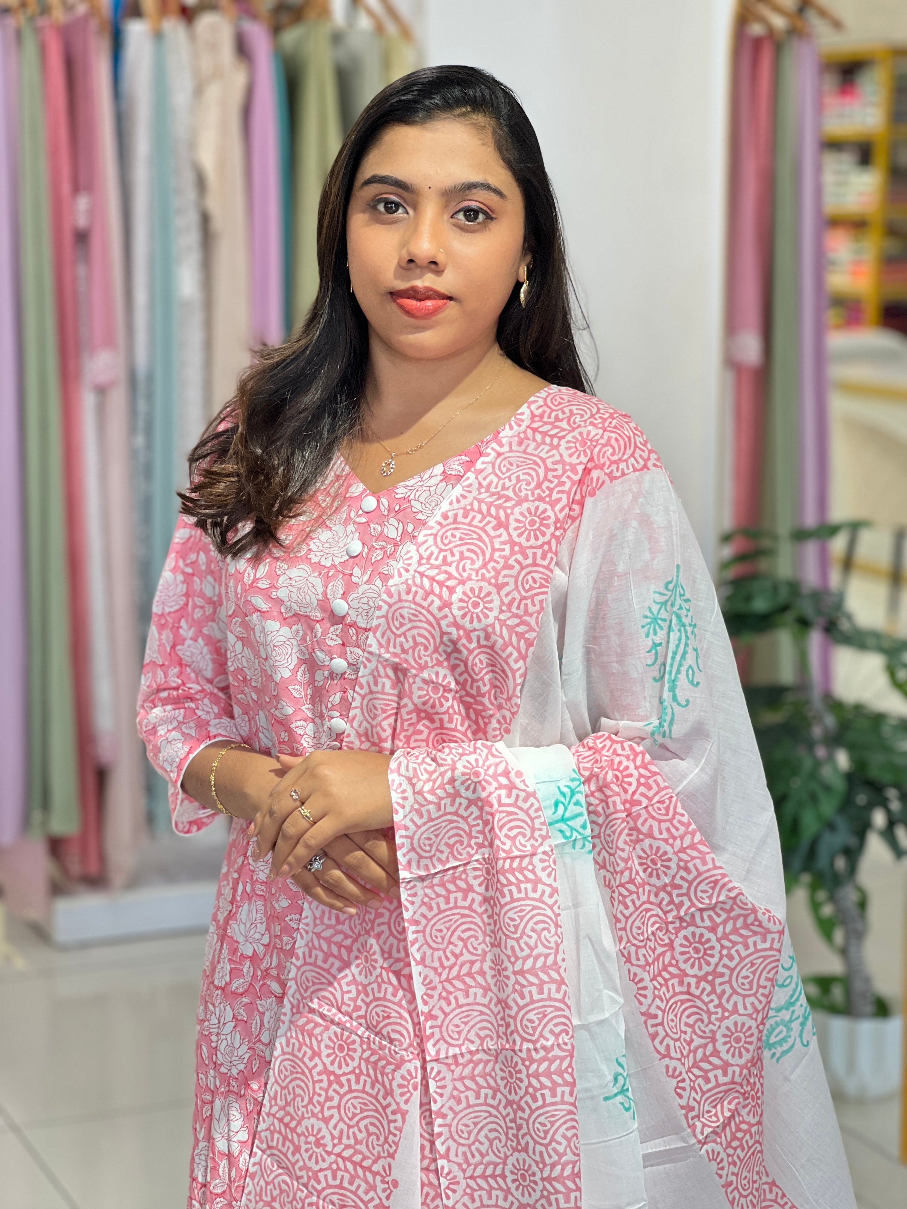 Floral Printed Pattern Cotton Kurta Set | IHP186