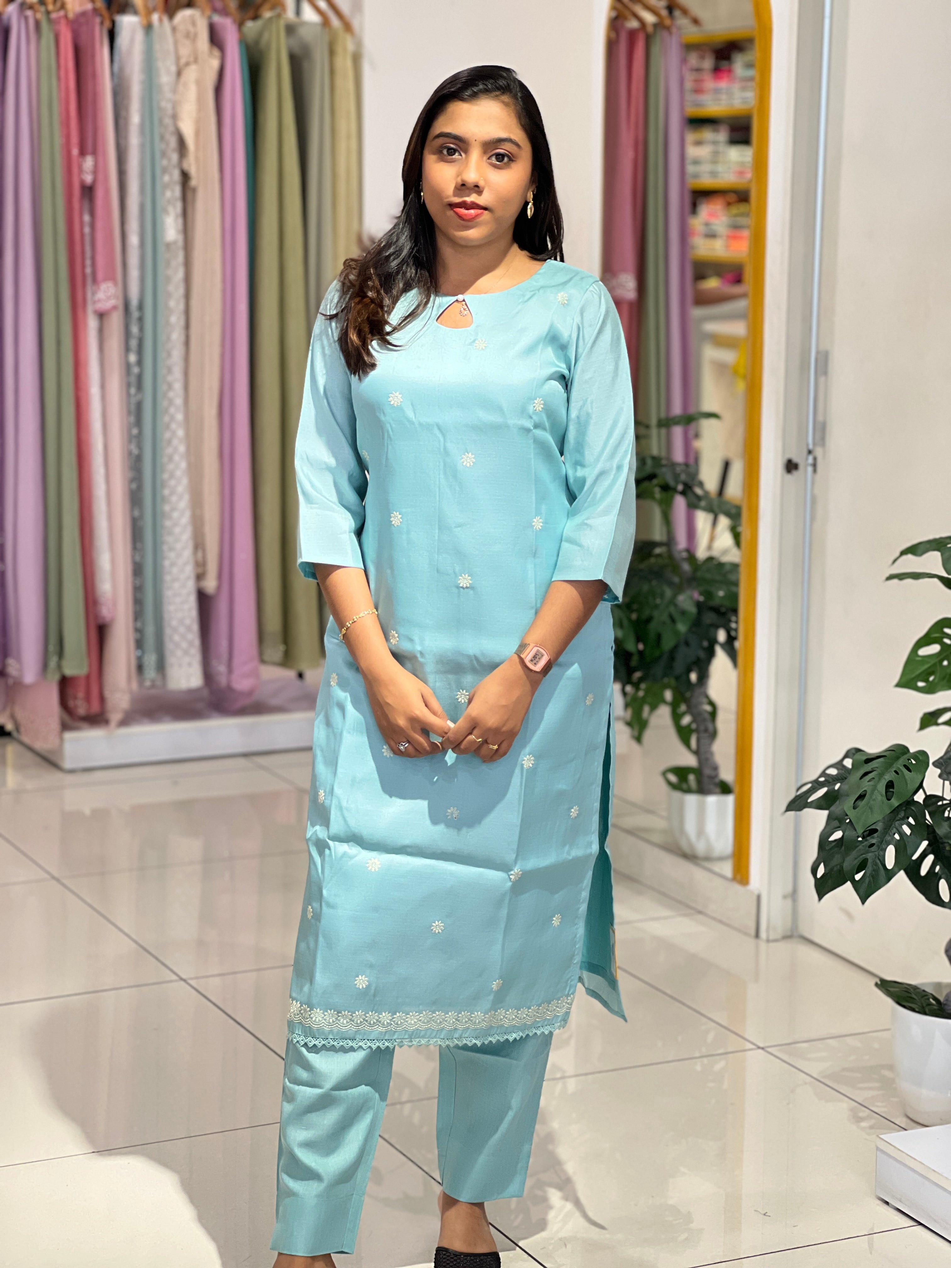 Machine Embroidery Design Semi Tussar Kurta Set | IHP150