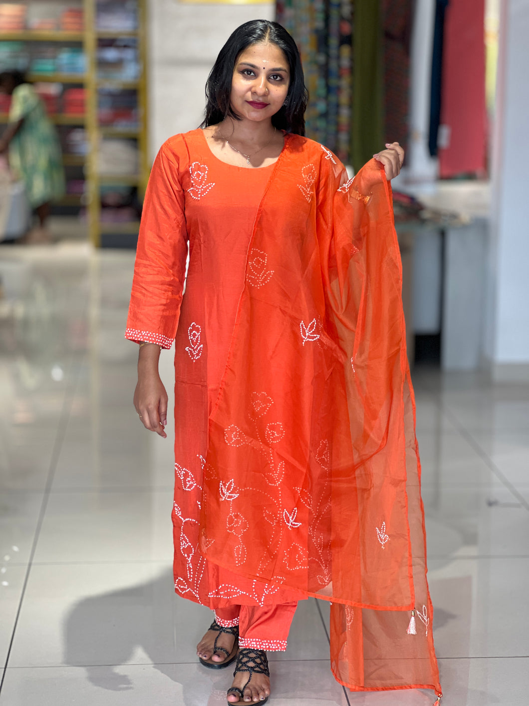 Hand Embroidery Muslin Finish Kurta Set | FW314