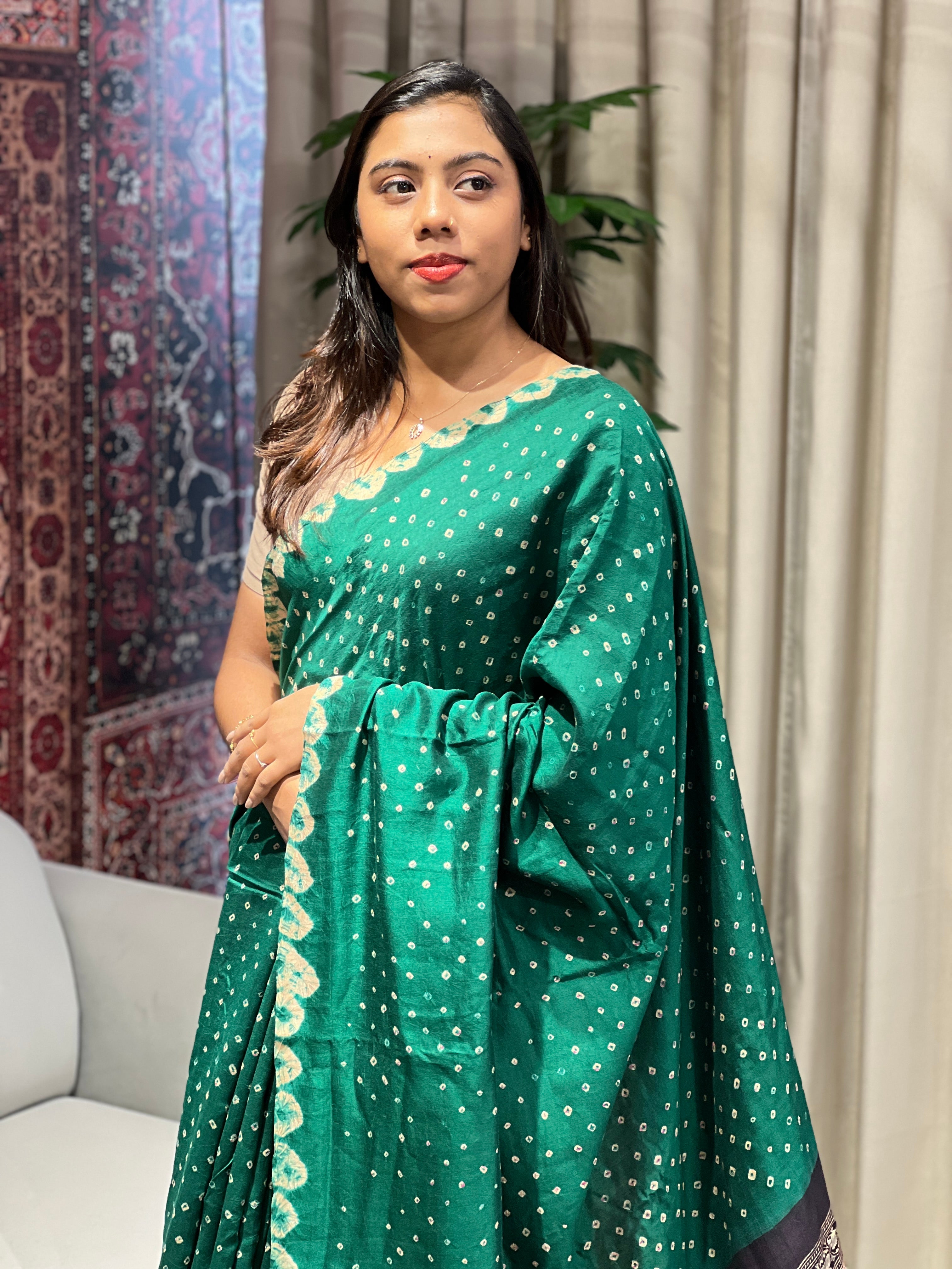 Bandhani & Ajrakh Detailed Pure Silk Saree | YNG754