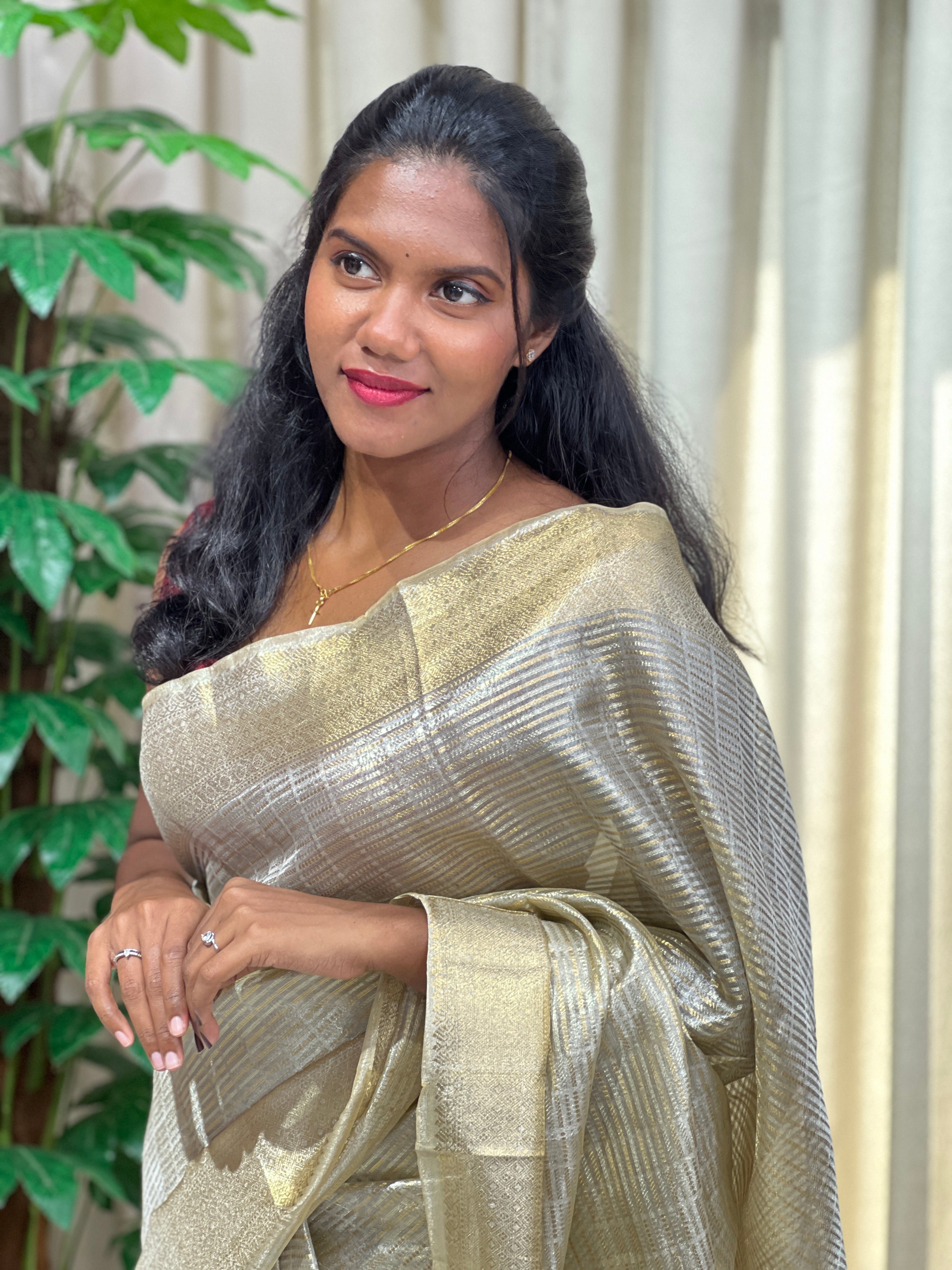 Zari Woven Stripe Patterned Tissue Organza Saree | KSS113