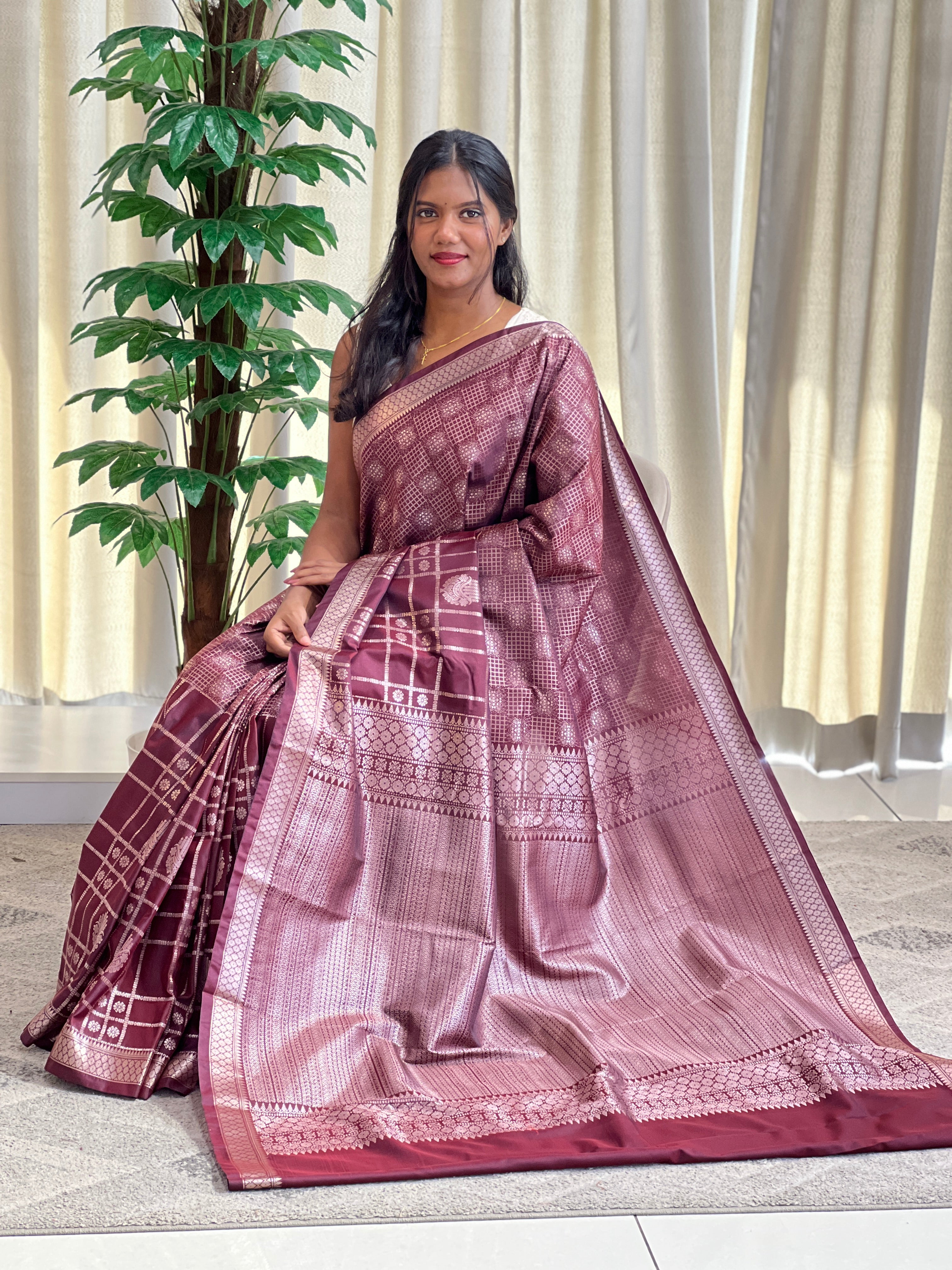 Khatam Pattern Semi Soft Silk Saree | RVS314
