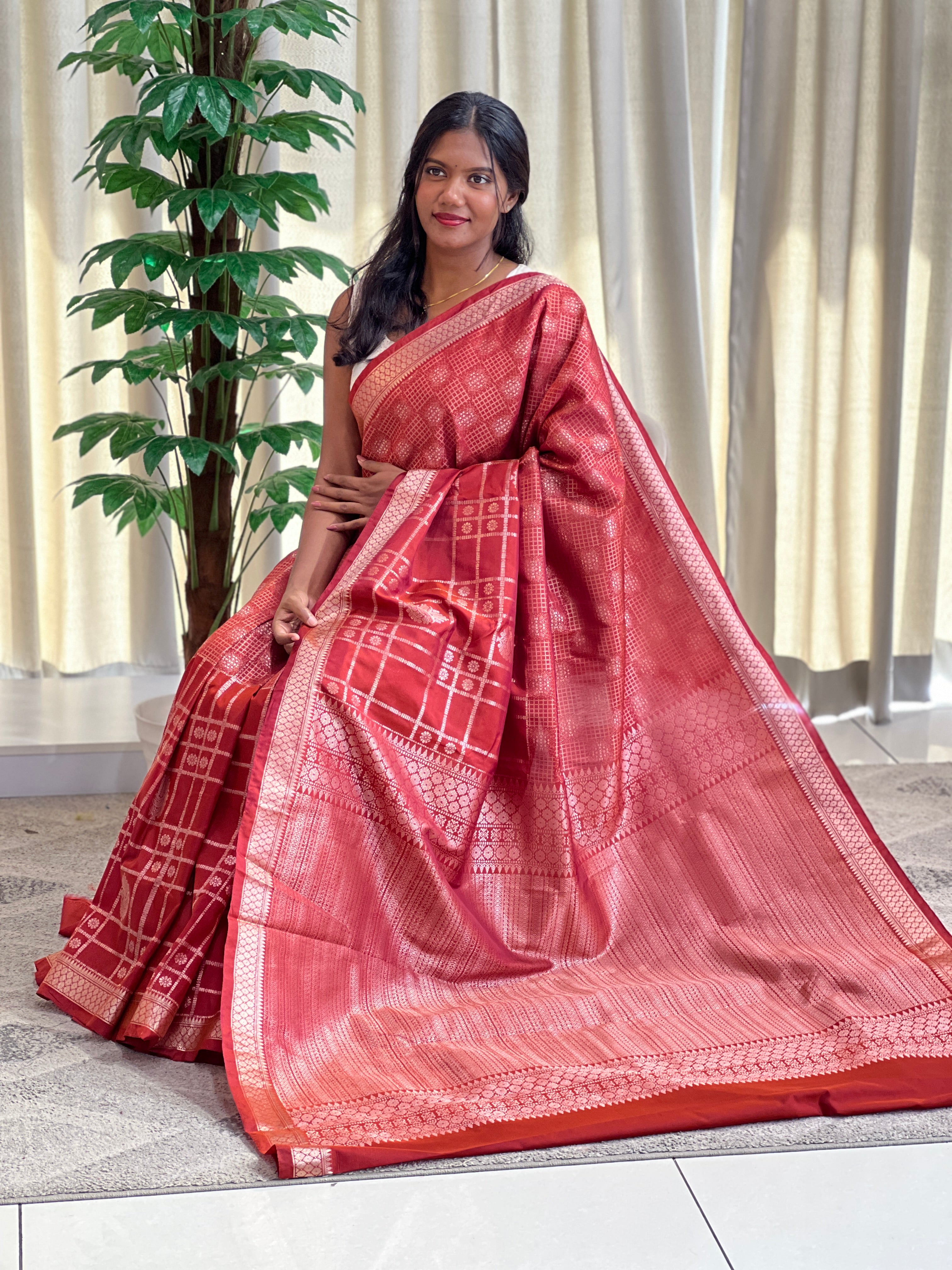 Khatam Pattern Semi Soft Silk Saree | RVS316