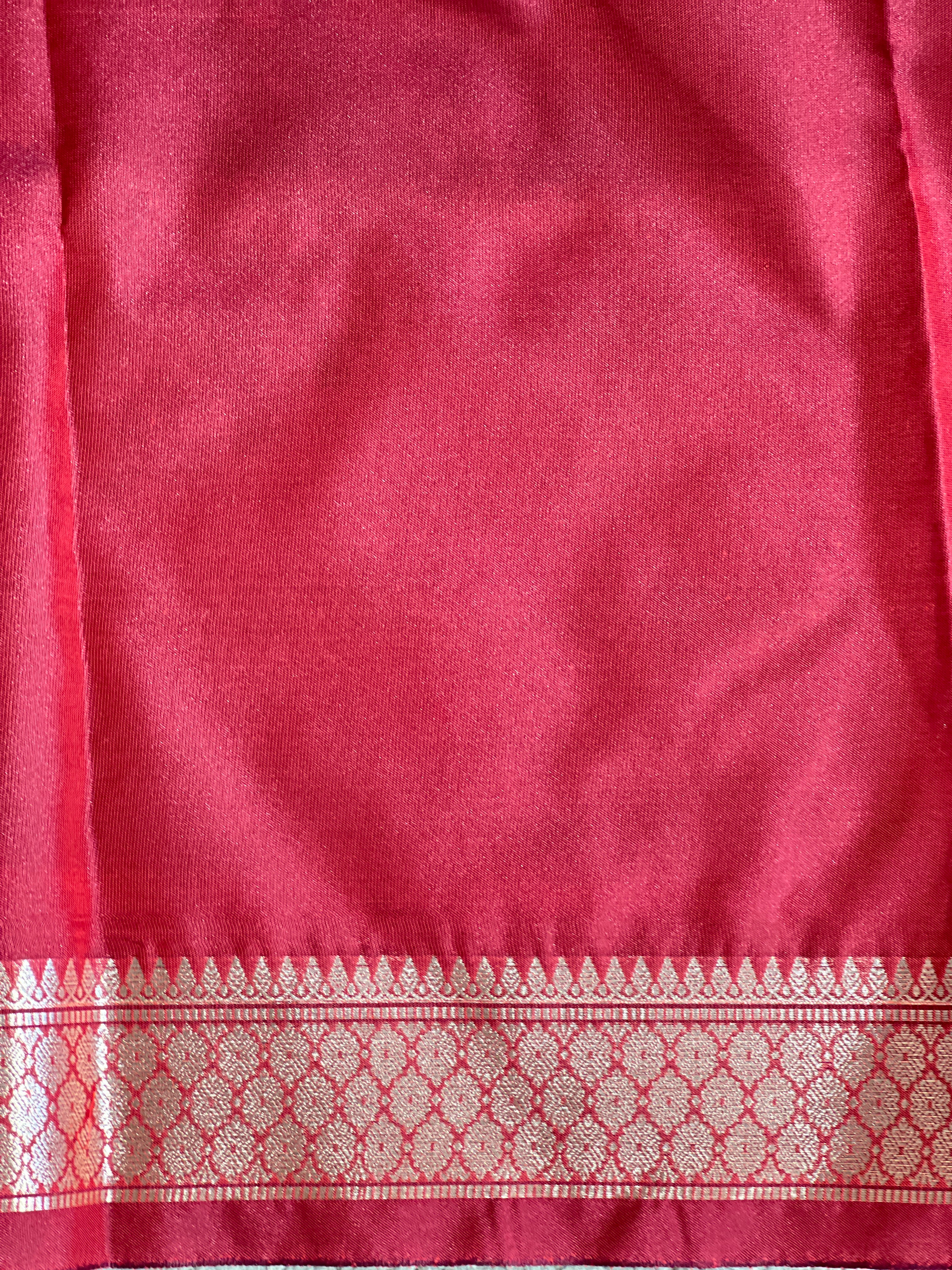 Khatam Pattern Semi Soft Silk Saree | RVS319