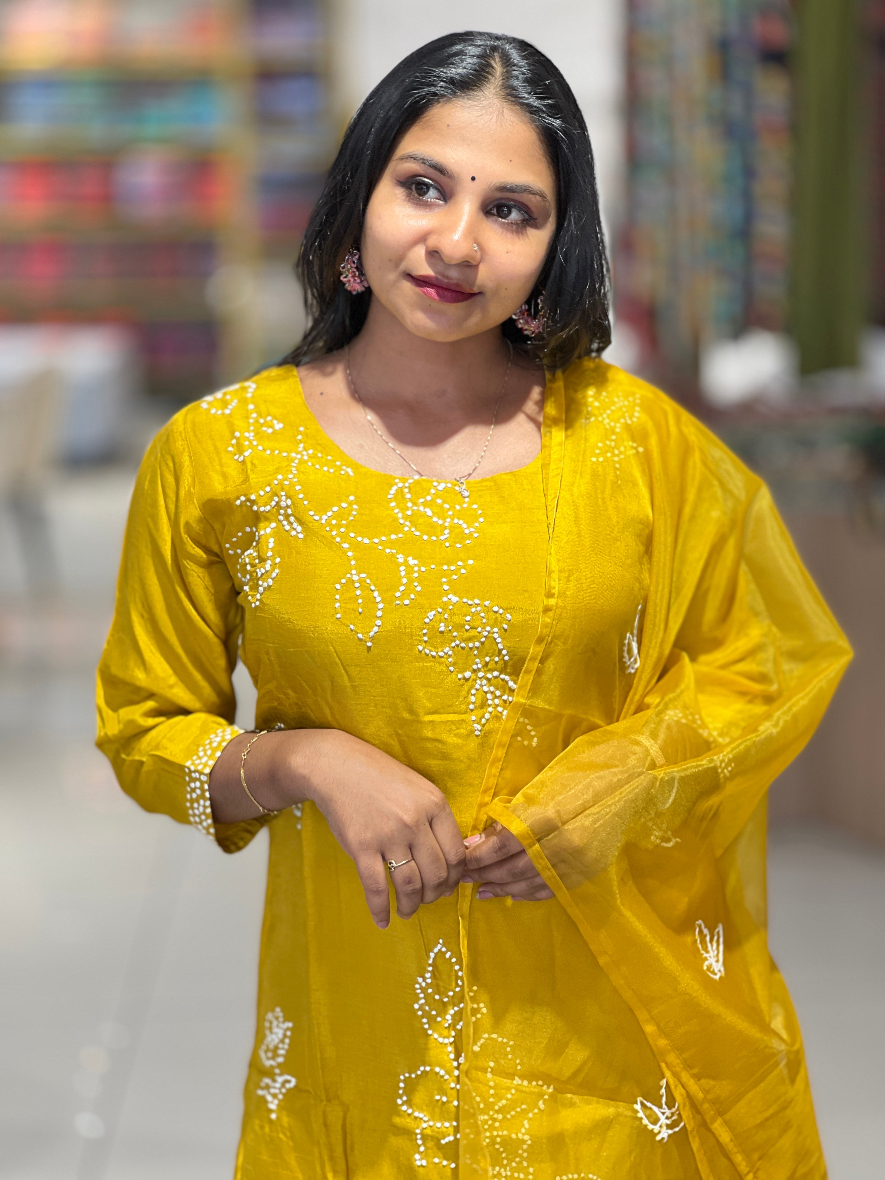 Hand Embroidery Muslin Finish Kurta Set | FW302