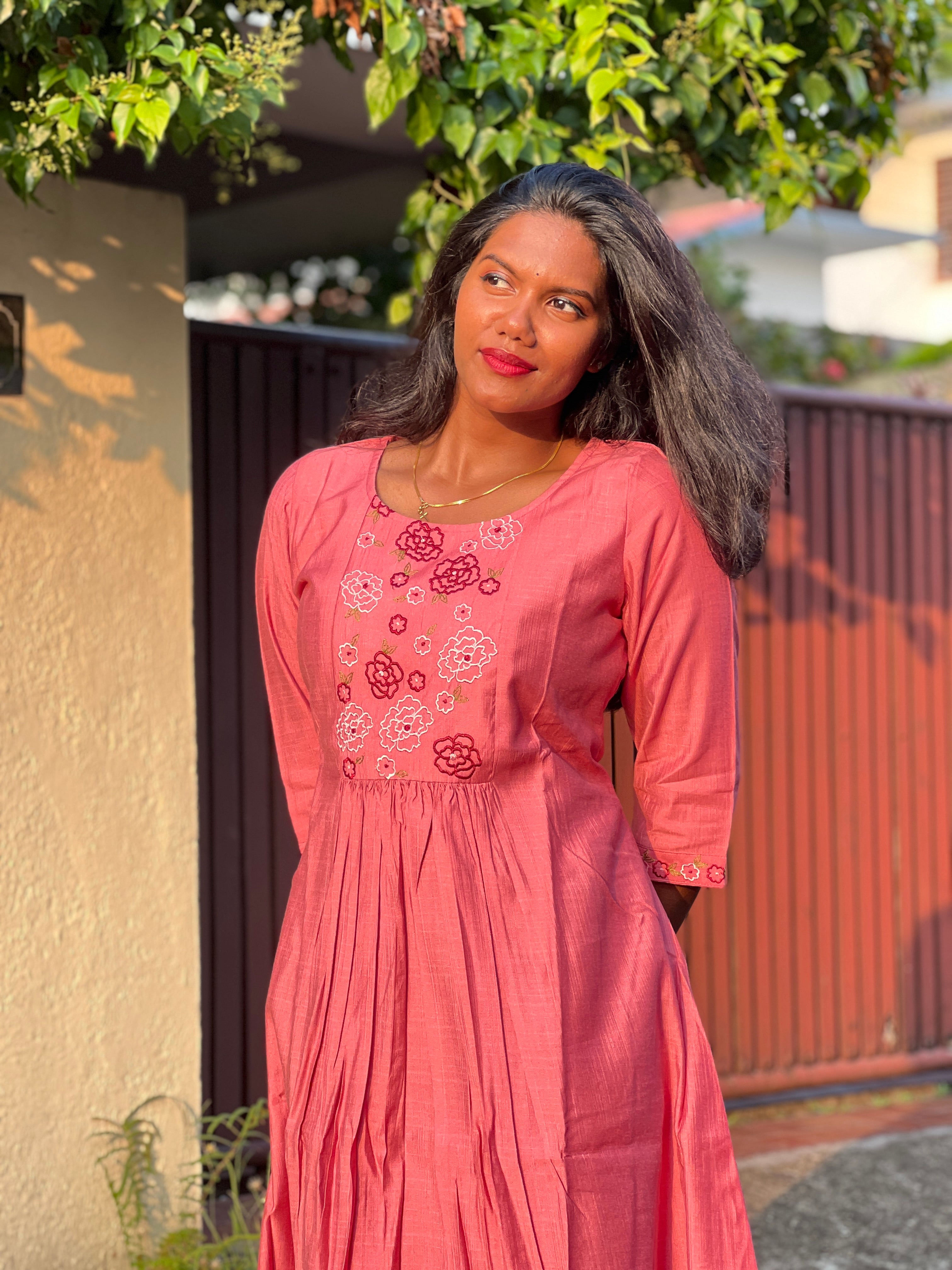 Floral Computerized Embroidered Rayon Cotton Kurta | VSI135