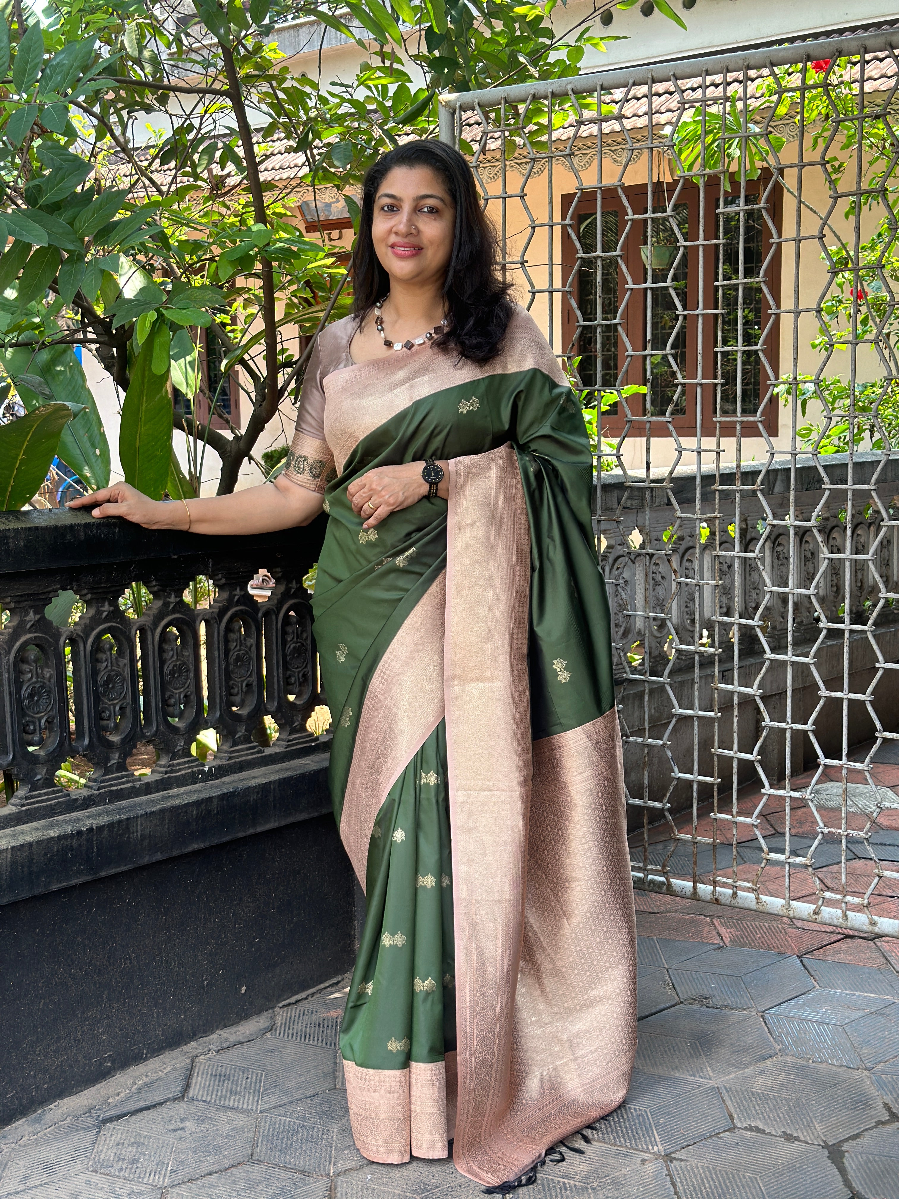 Zari Weaving Semi Silk Saree | KF139