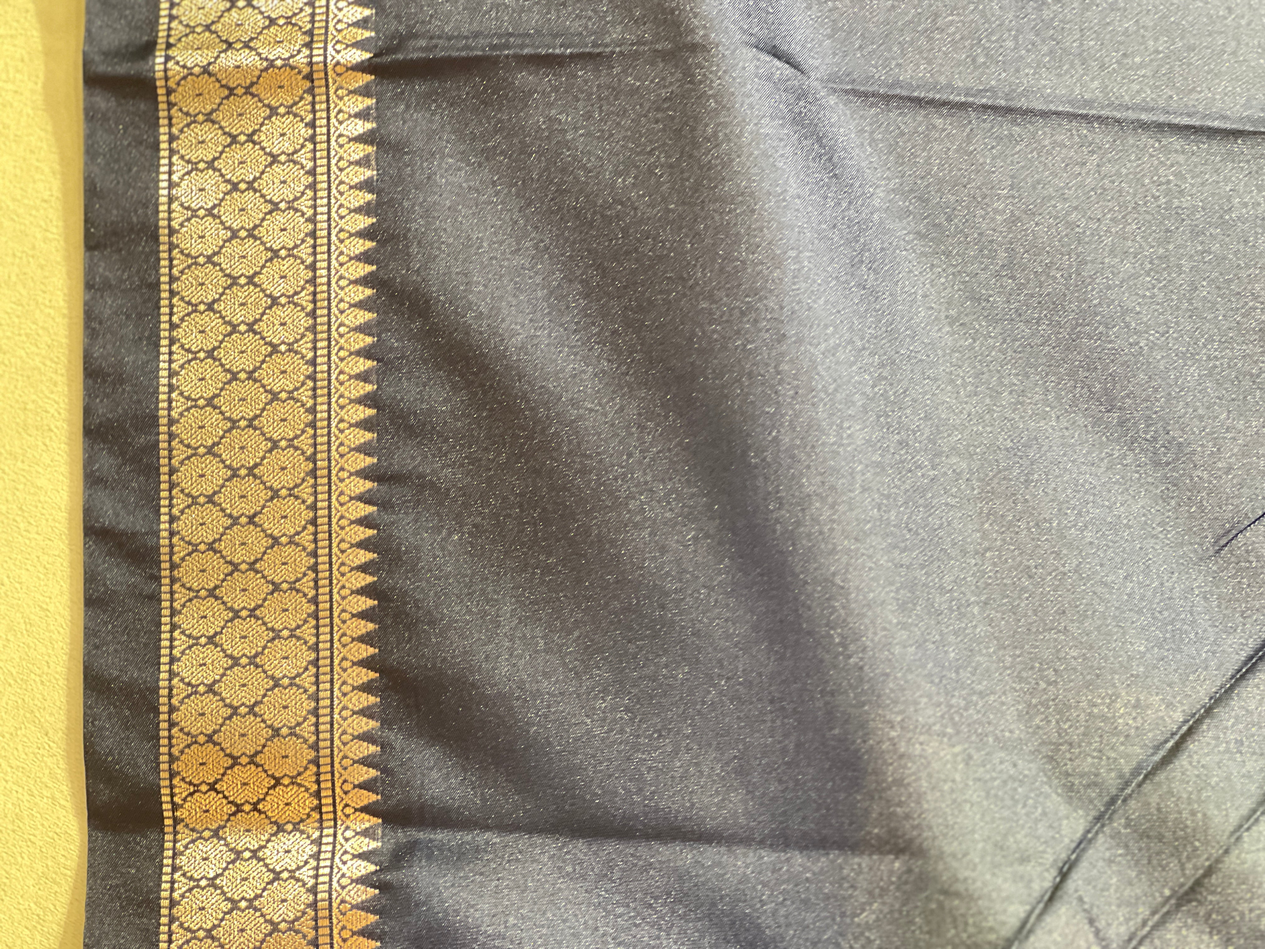 Khatam Pattern Semi Soft Silk Saree | RVS317