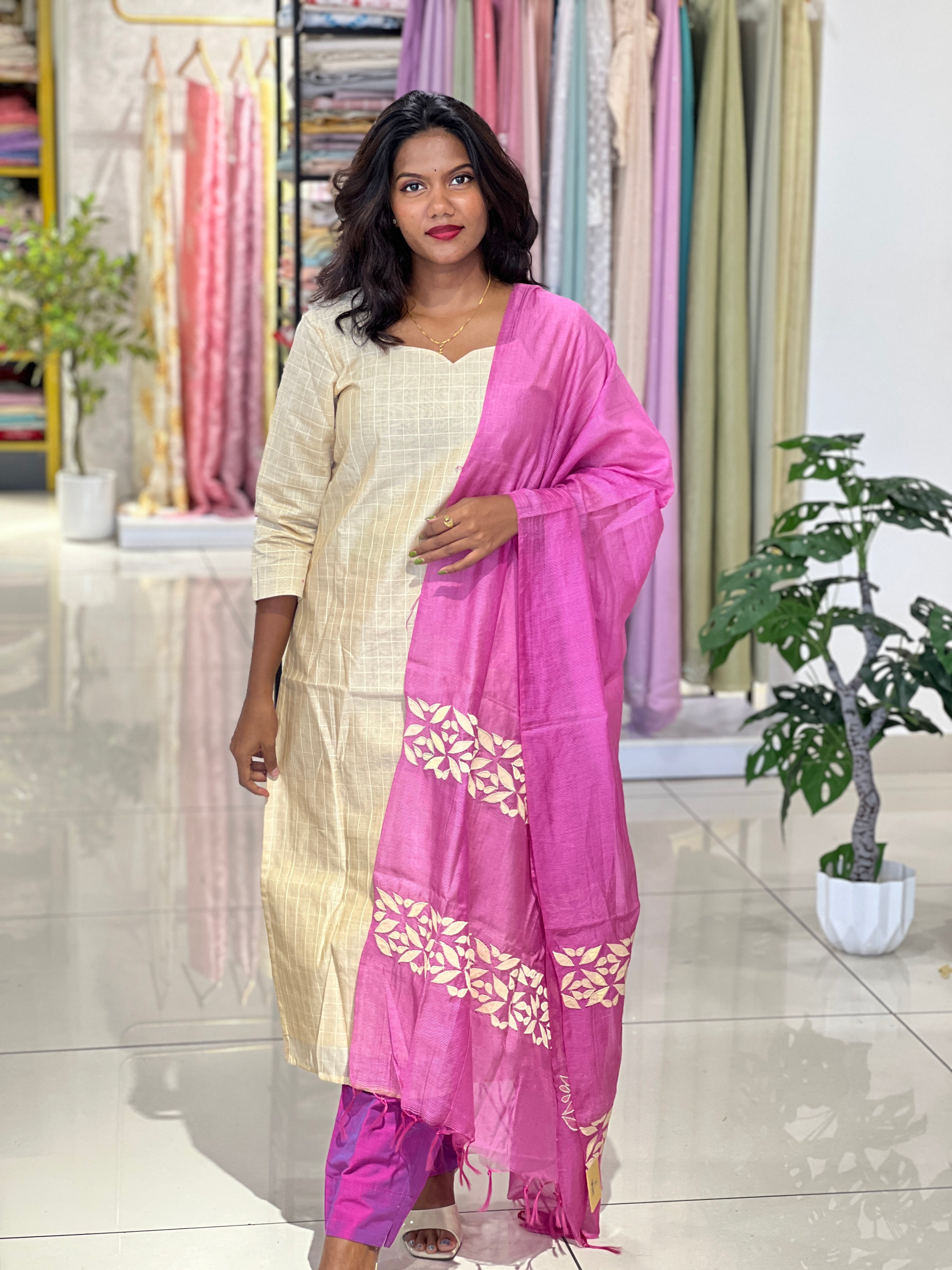 Check Pattern Chanderi Finish Kurta Set | IHP147