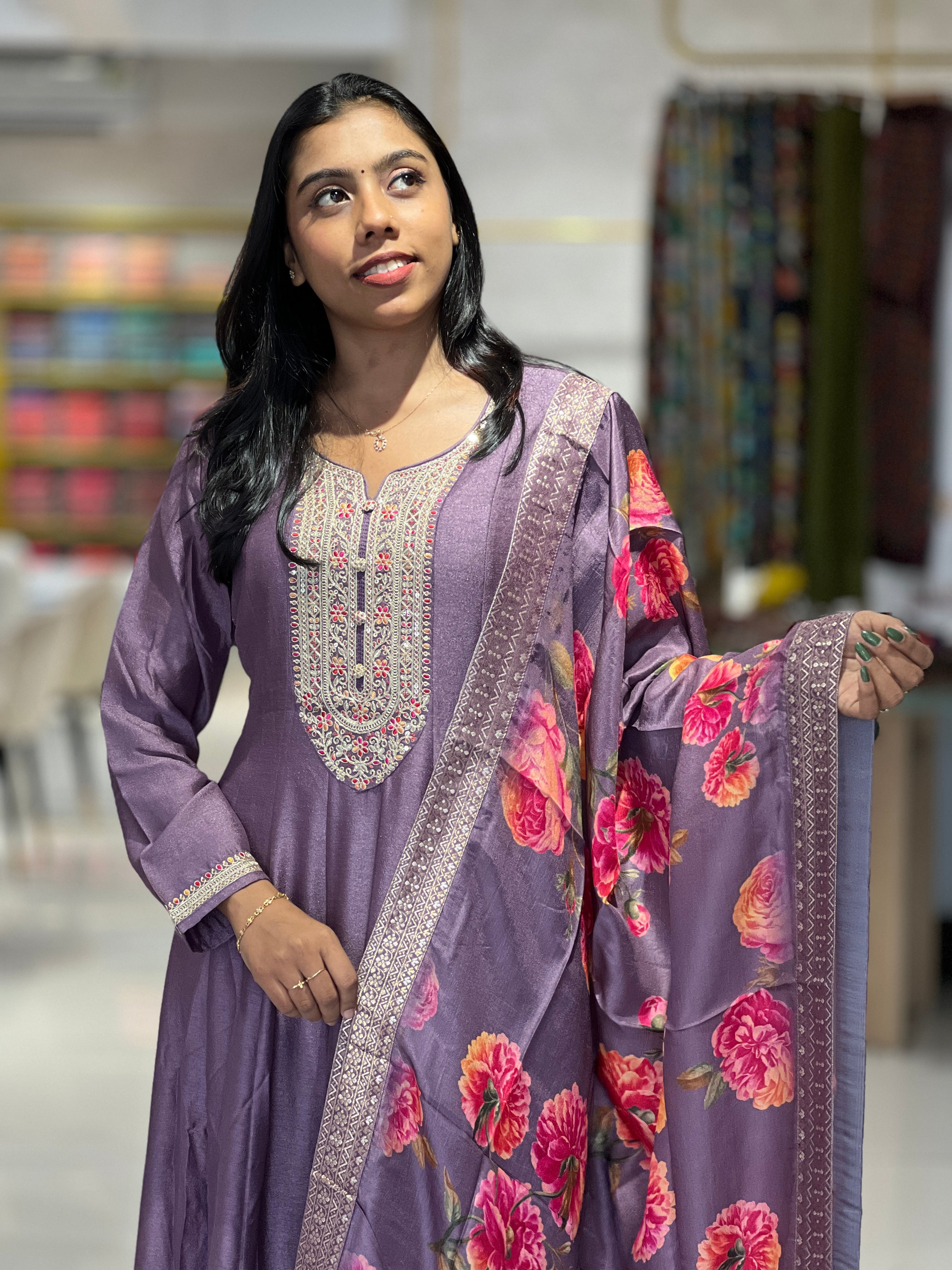 Zari Embroidered Dola Silk Kurta Top & Dupatta | FW274