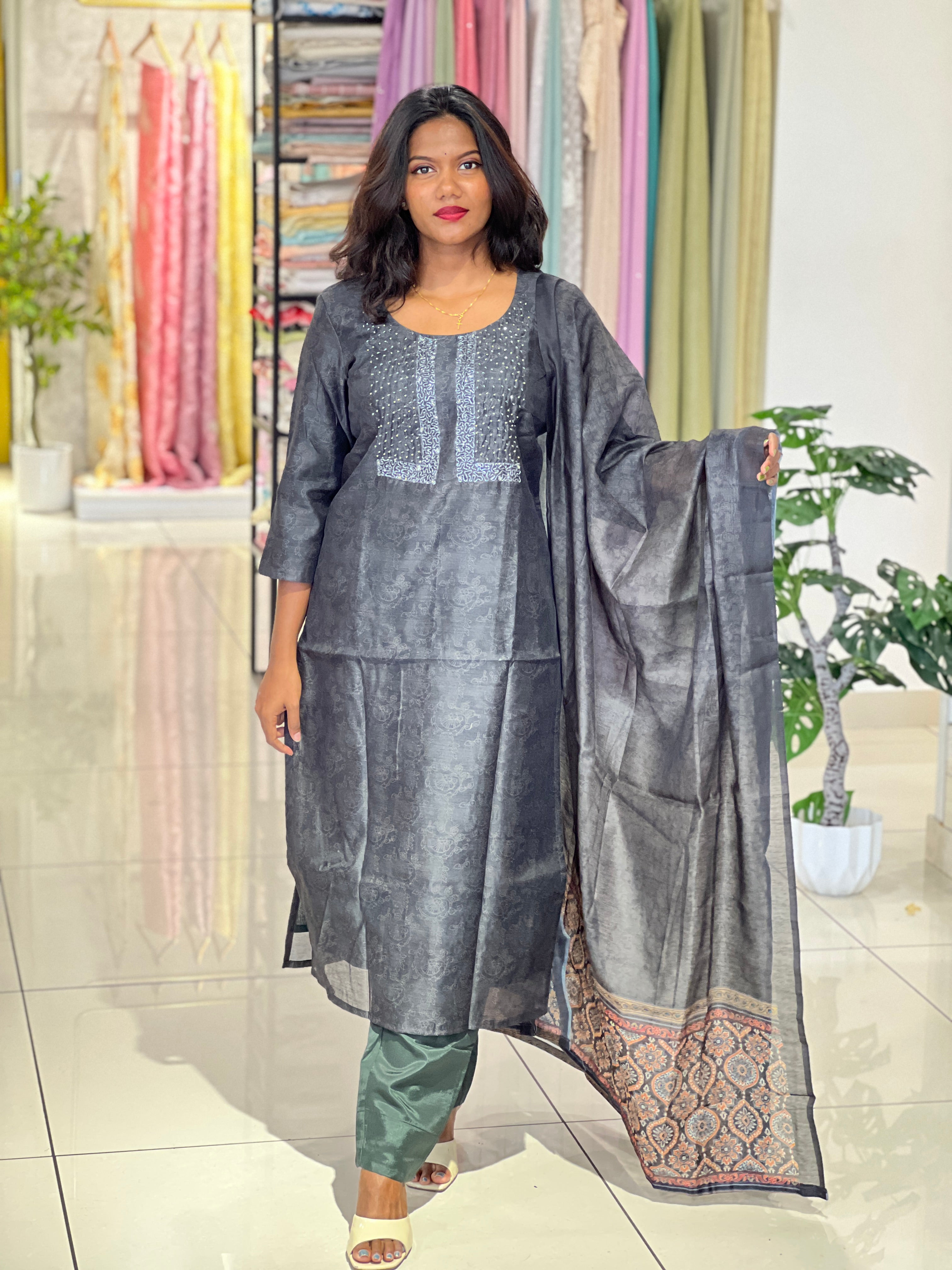 Chanderi Digital Printed Pattern Kurta Set | IHP181