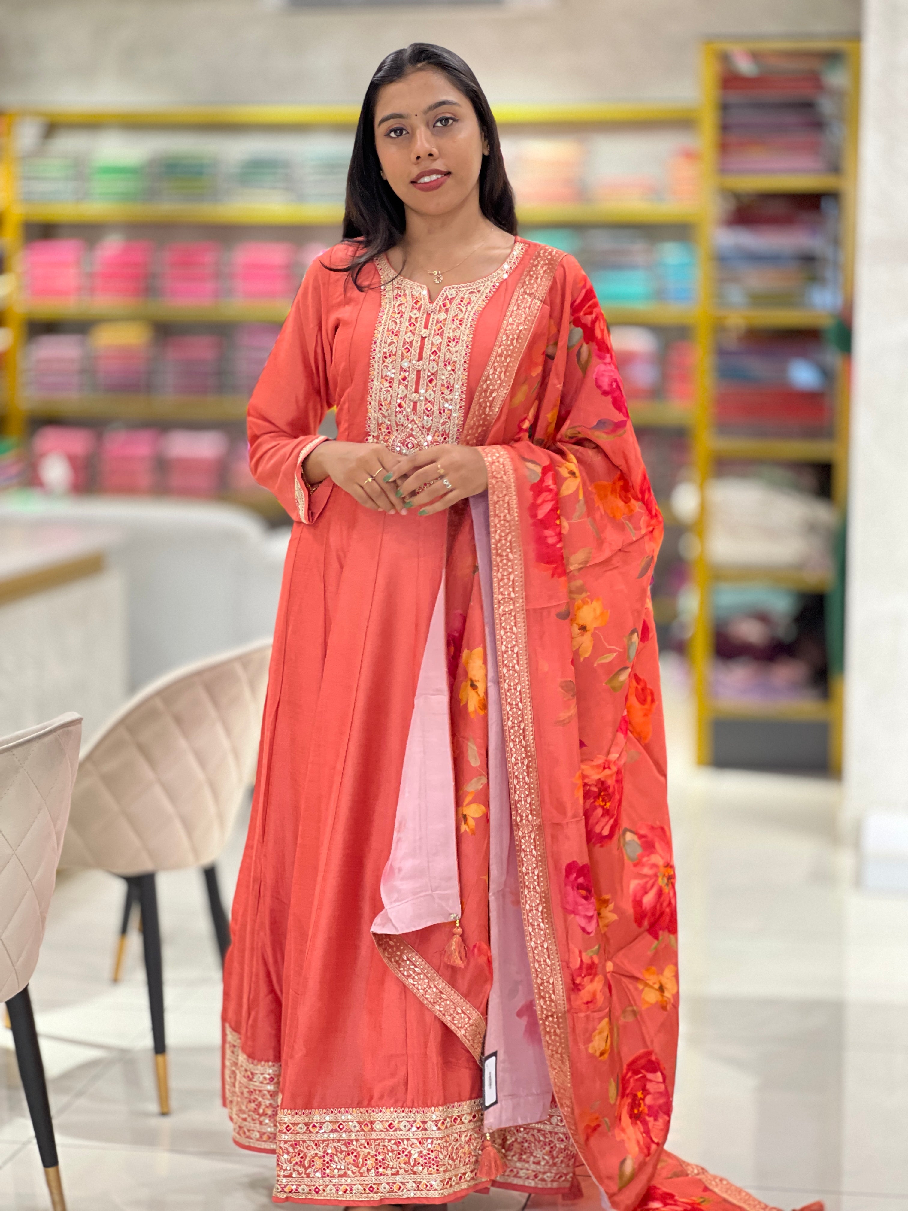 Zari Embroidered Dola Silk Kurta Top & Dupatta | FW276