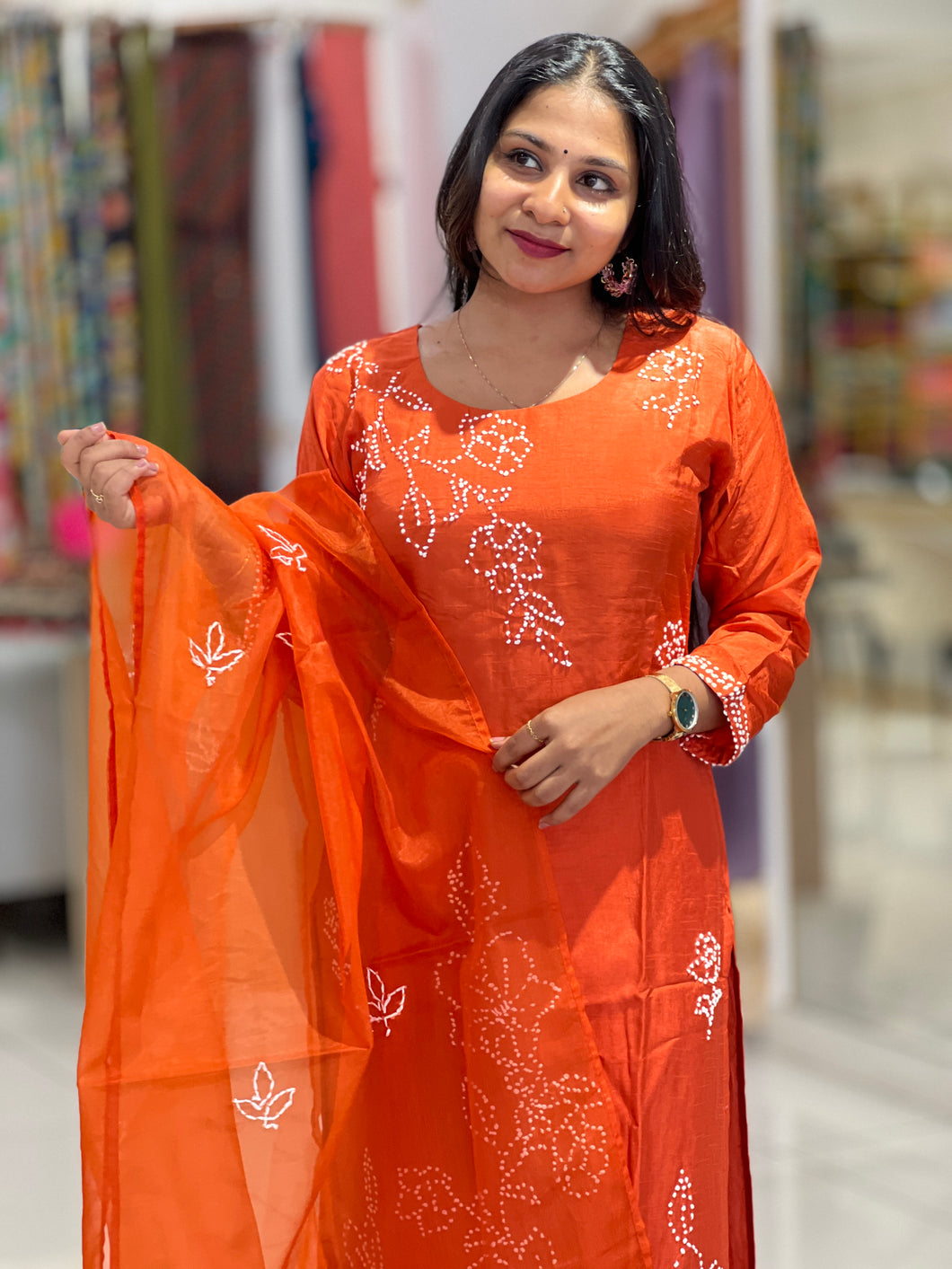 Hand Embroidery Muslin Finish Kurta Set | FW304