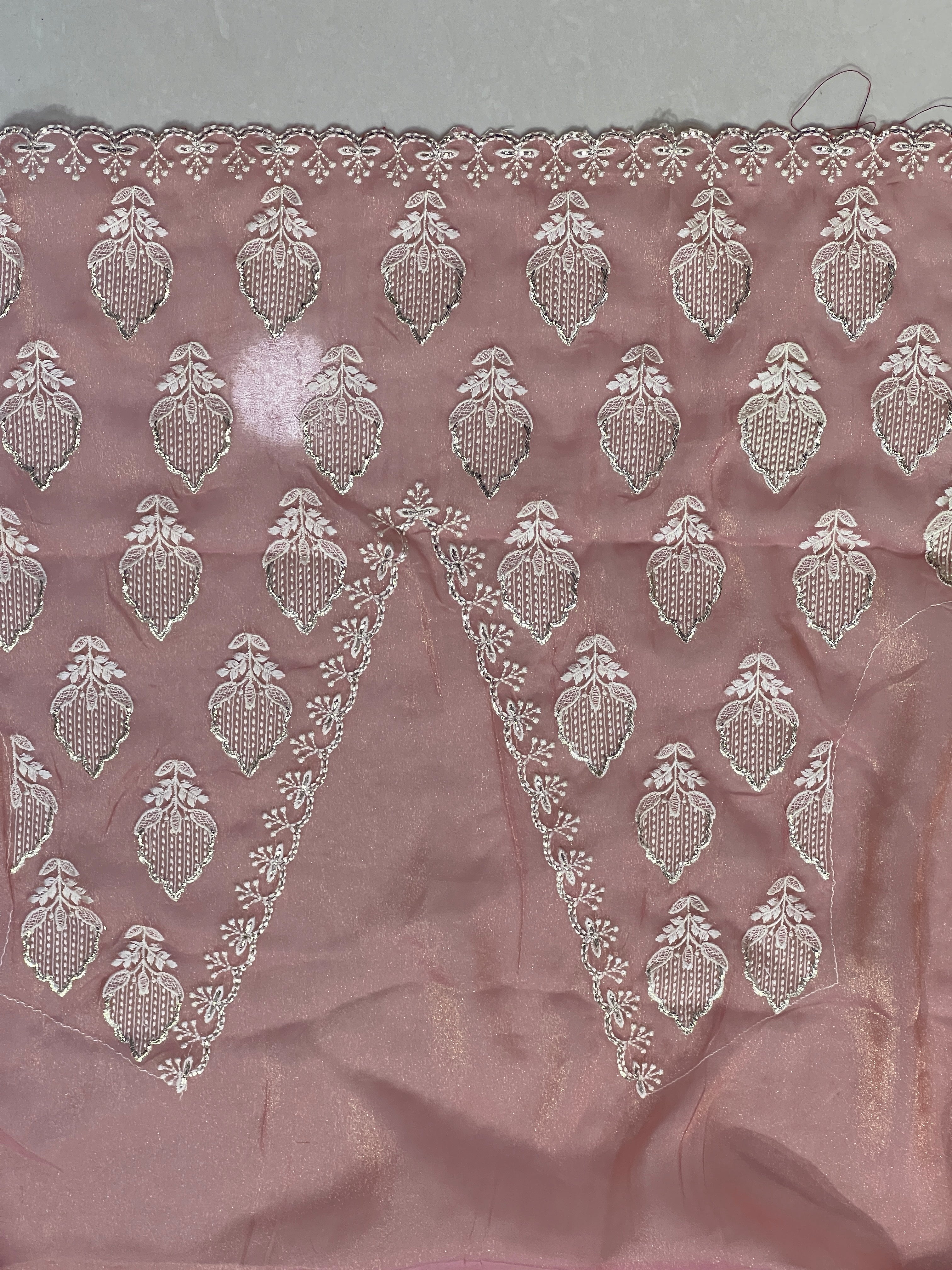 Floral Machine Embroidery Shimmer Georgette Saree | BLD1784