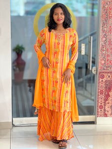 Print With Hand Embroidery Highlighted Muslin Silk Kurta Set | FW298