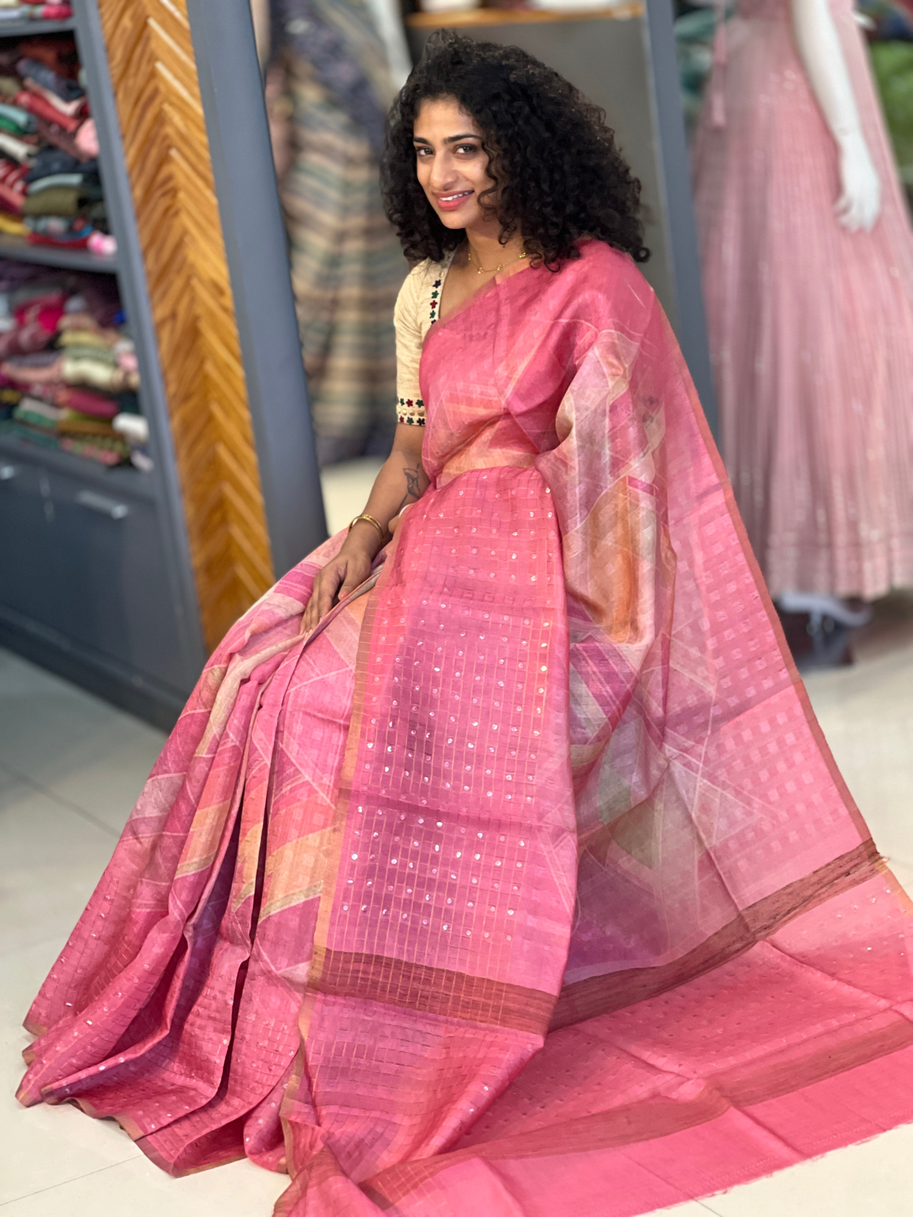 Geometrical Pattern Tussar Saree | YNG335