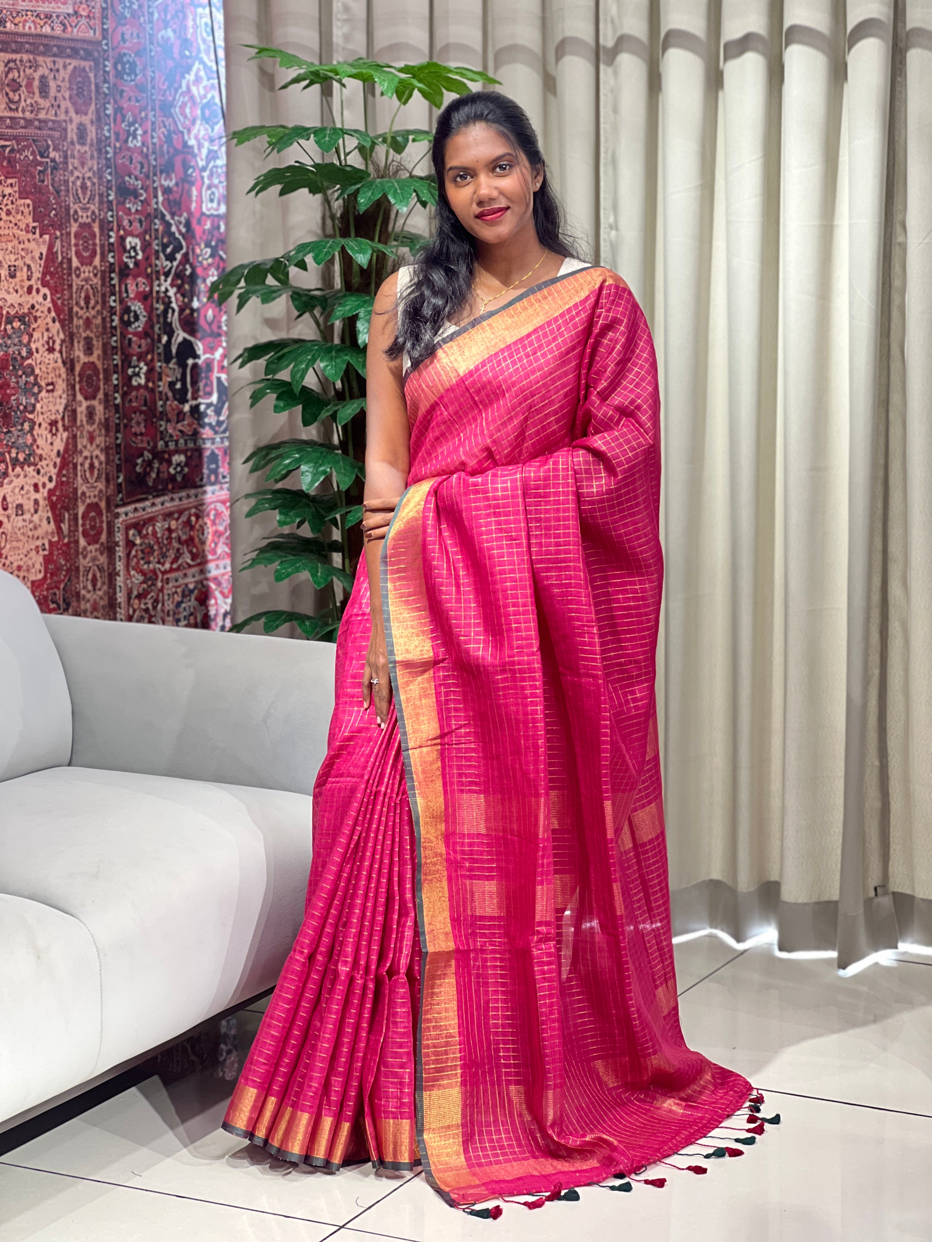 Check Weaved Semi Linen Saree | EVA104