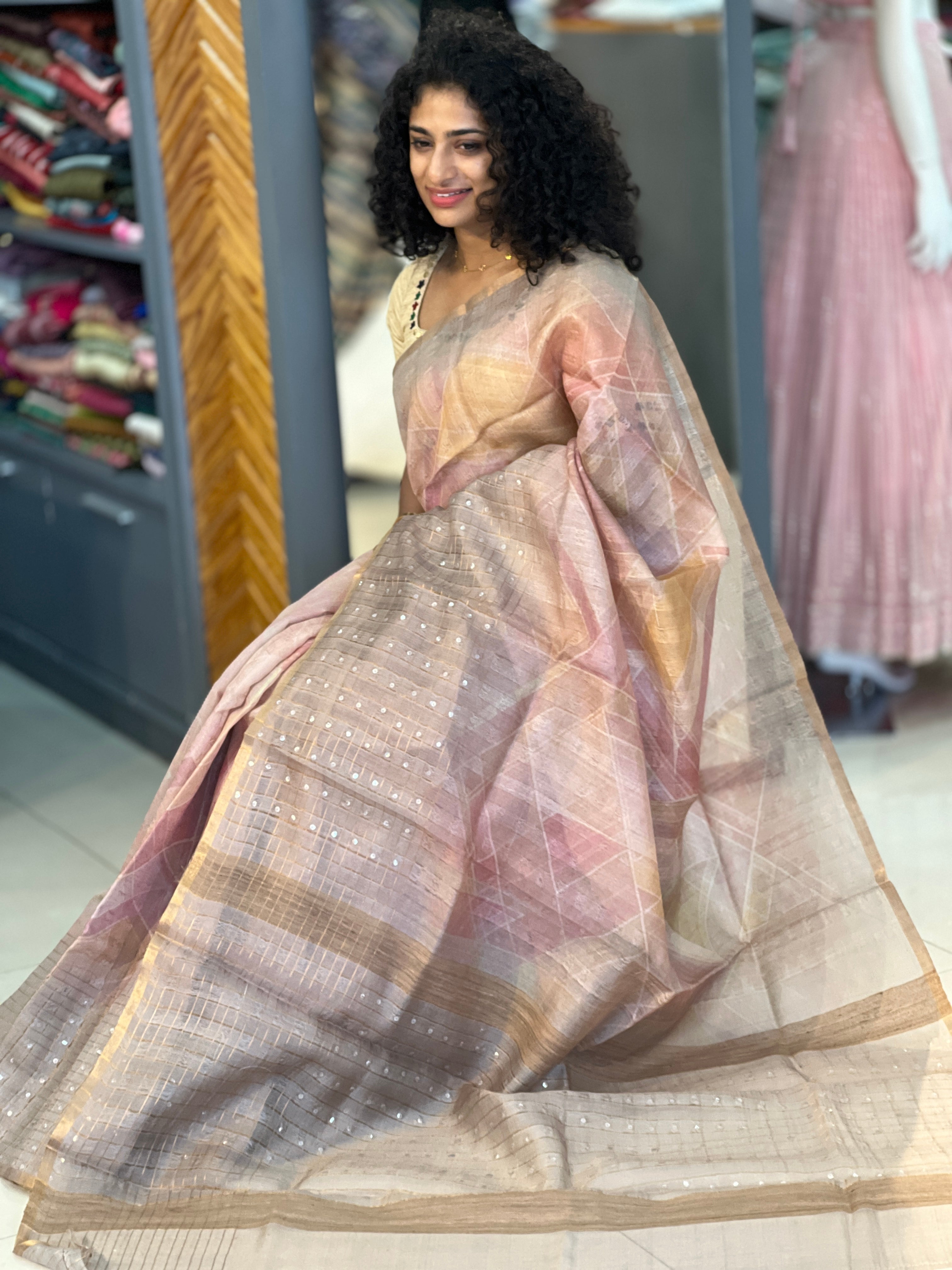 Geometrical Pattern Tussar Saree | YNG335