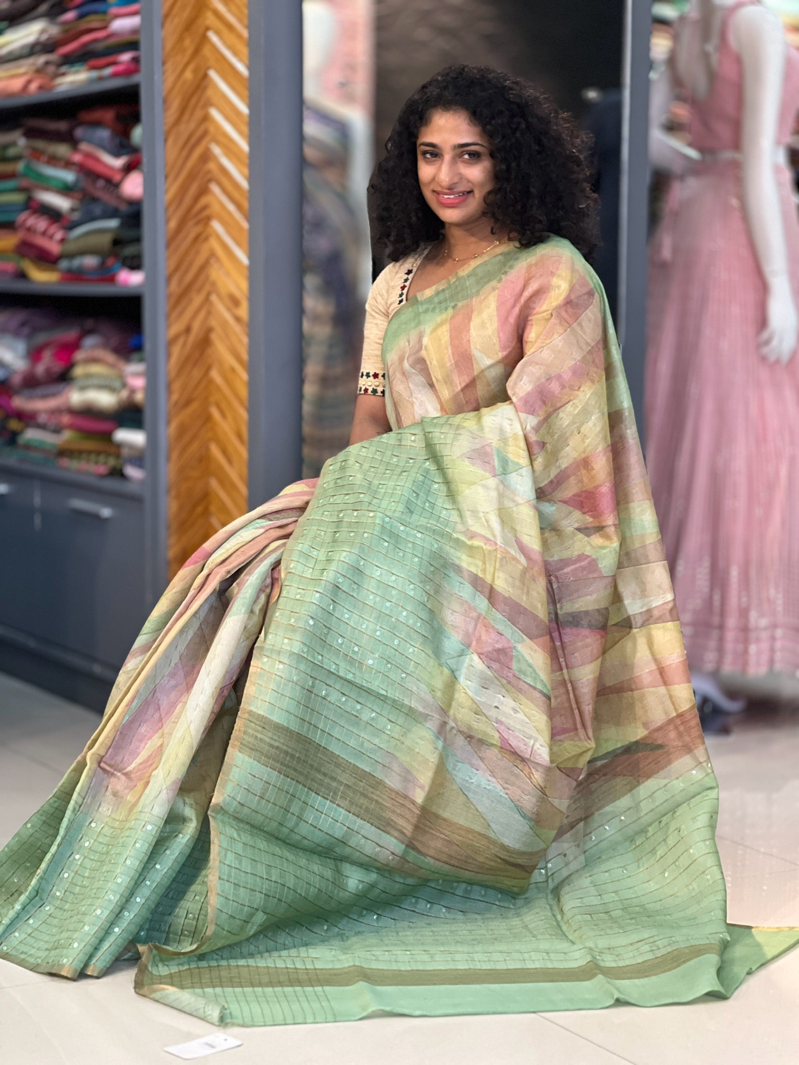 Geometrical Pattern Tussar Saree | YNG336