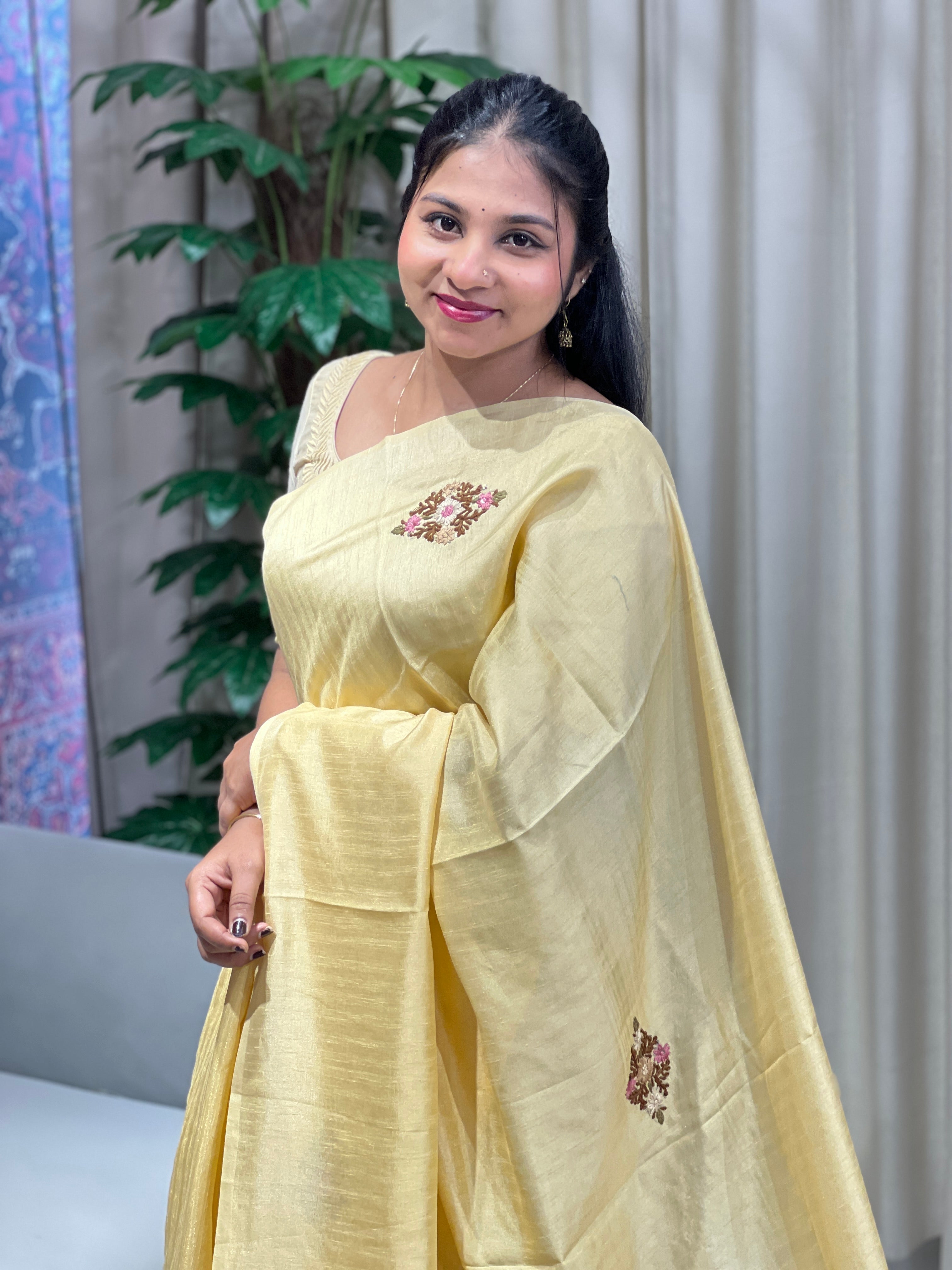 Floral Hand Embroidery Detailed Semi Tussar Saree | BLD1778