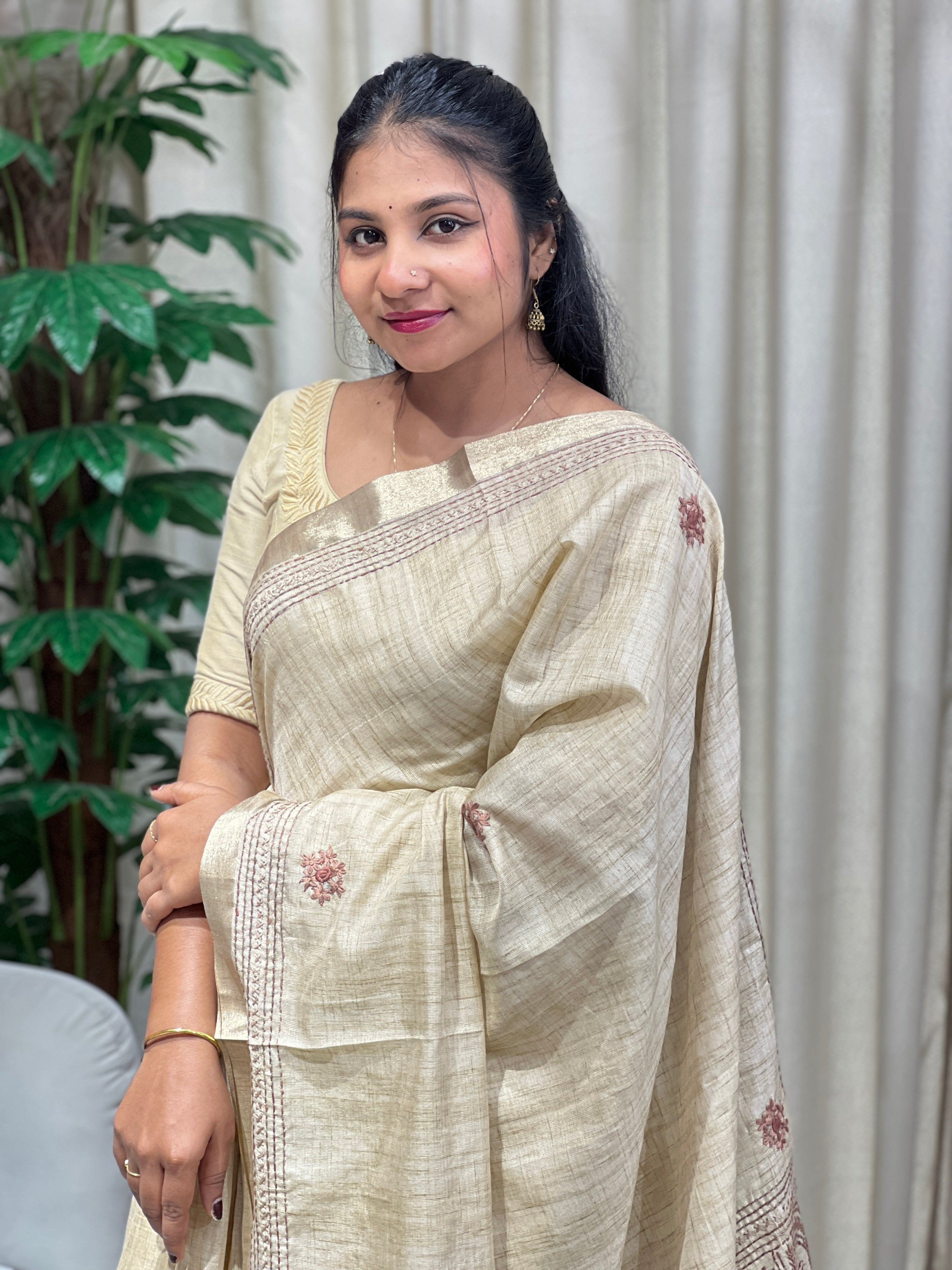 Embroidery Detailed Semi Tussar Saree | BLD1847