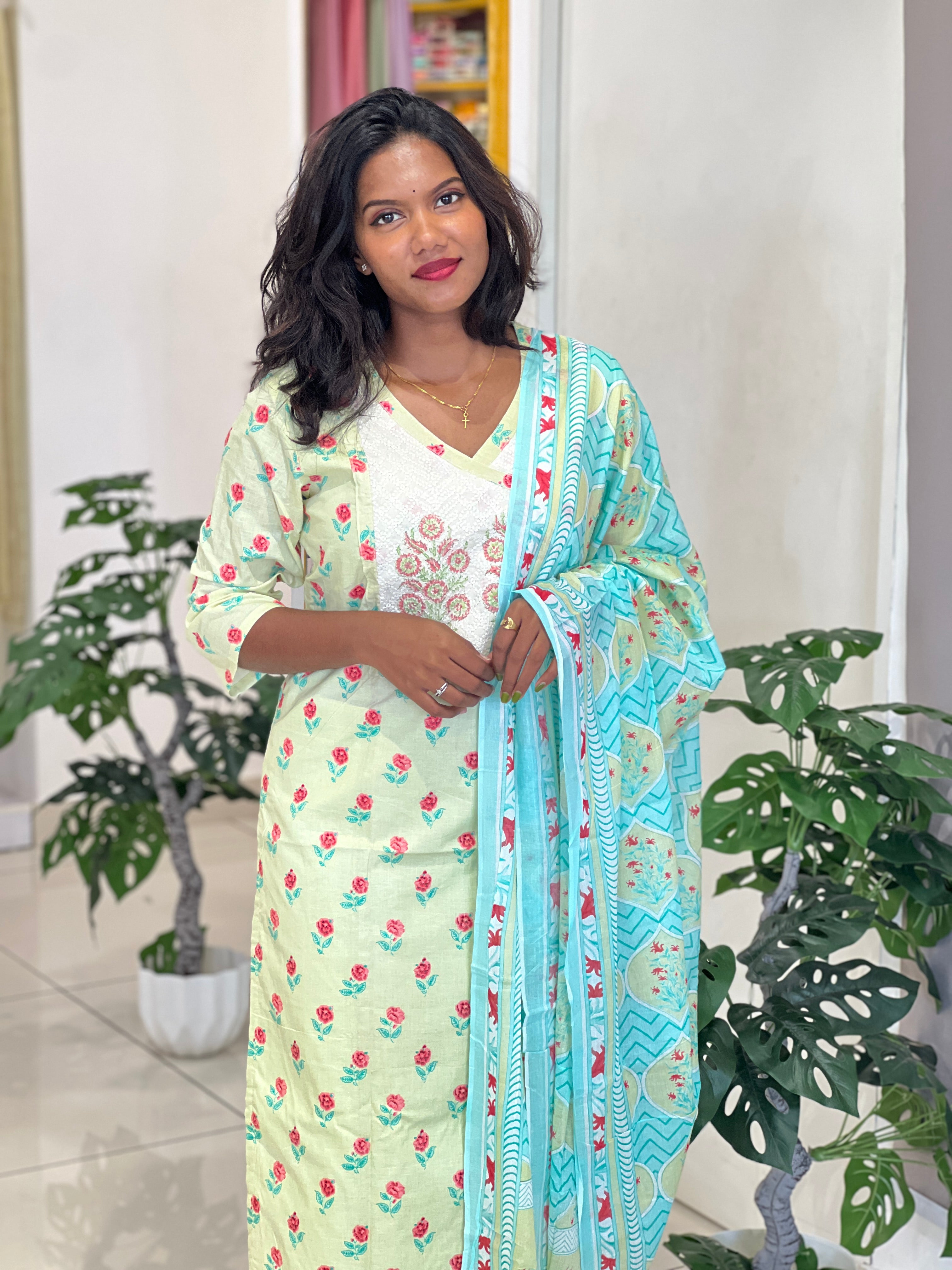 Printed Patterned Cotton Kurta Set | IHP136