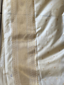 Traditional Zari Woven Brocade Patterned Semi Silk Saree | KAC164