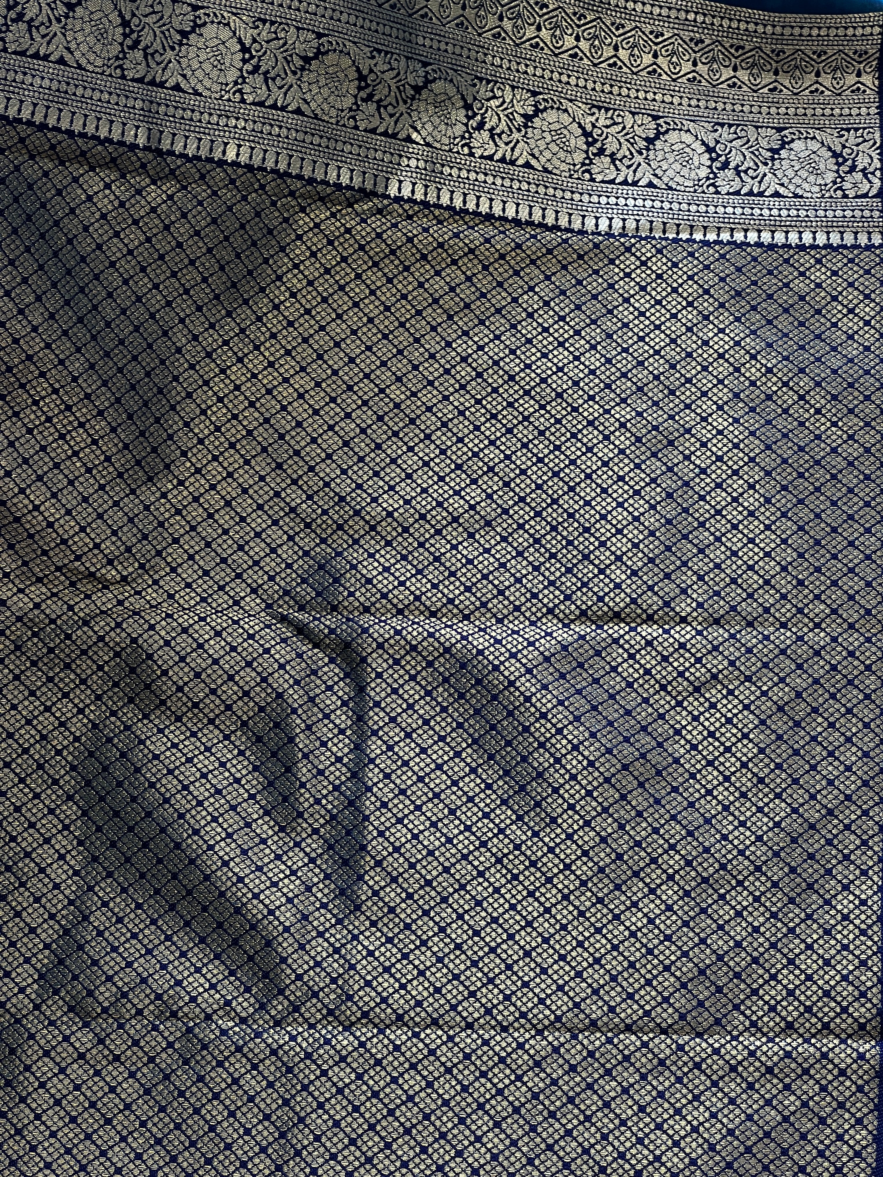 Zari Woven Floral Patterned Banarasi Silk Saree | KAC158