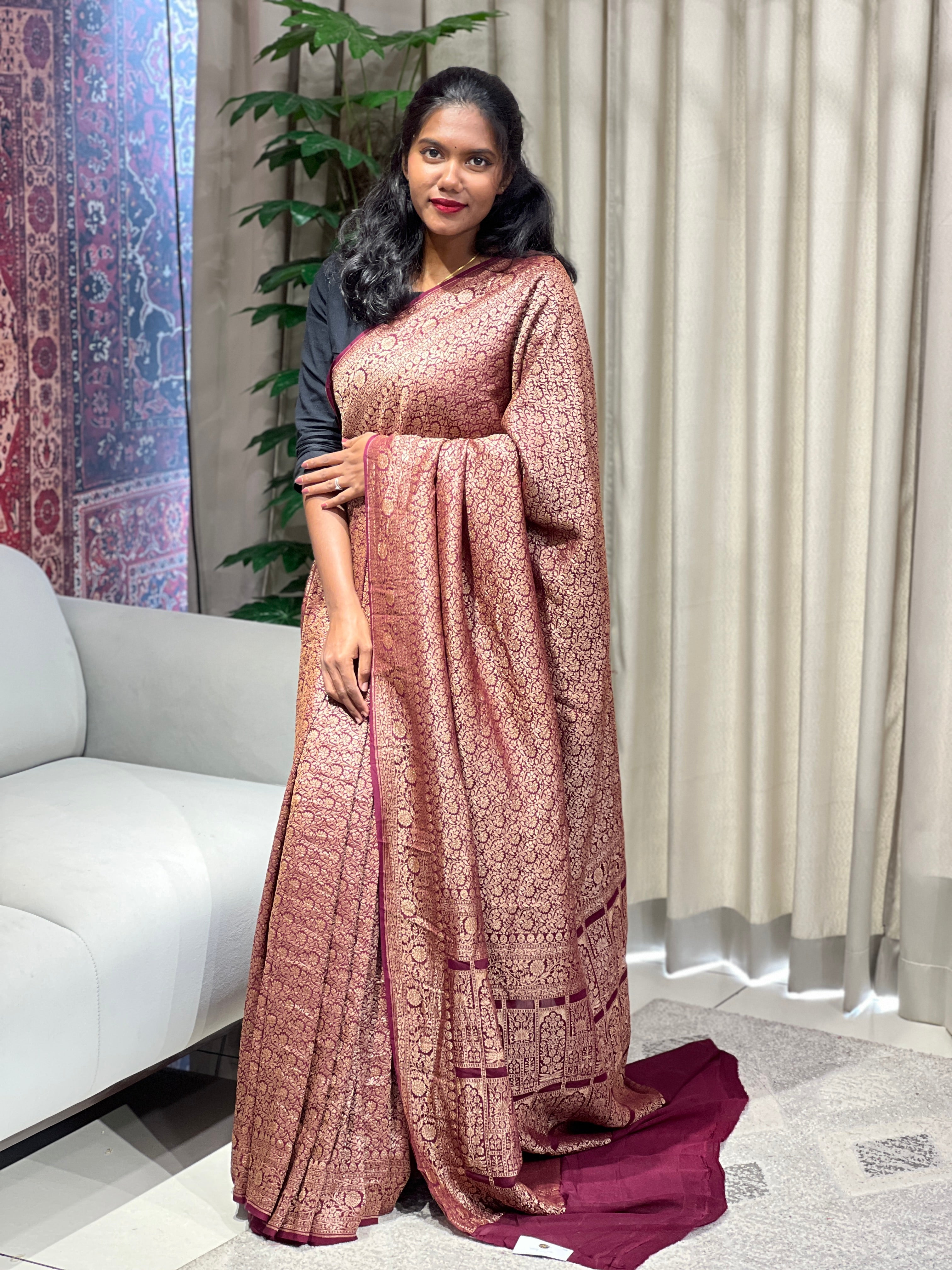 Zari and Thread Woven Georgette Banarasi Saree | YNG726