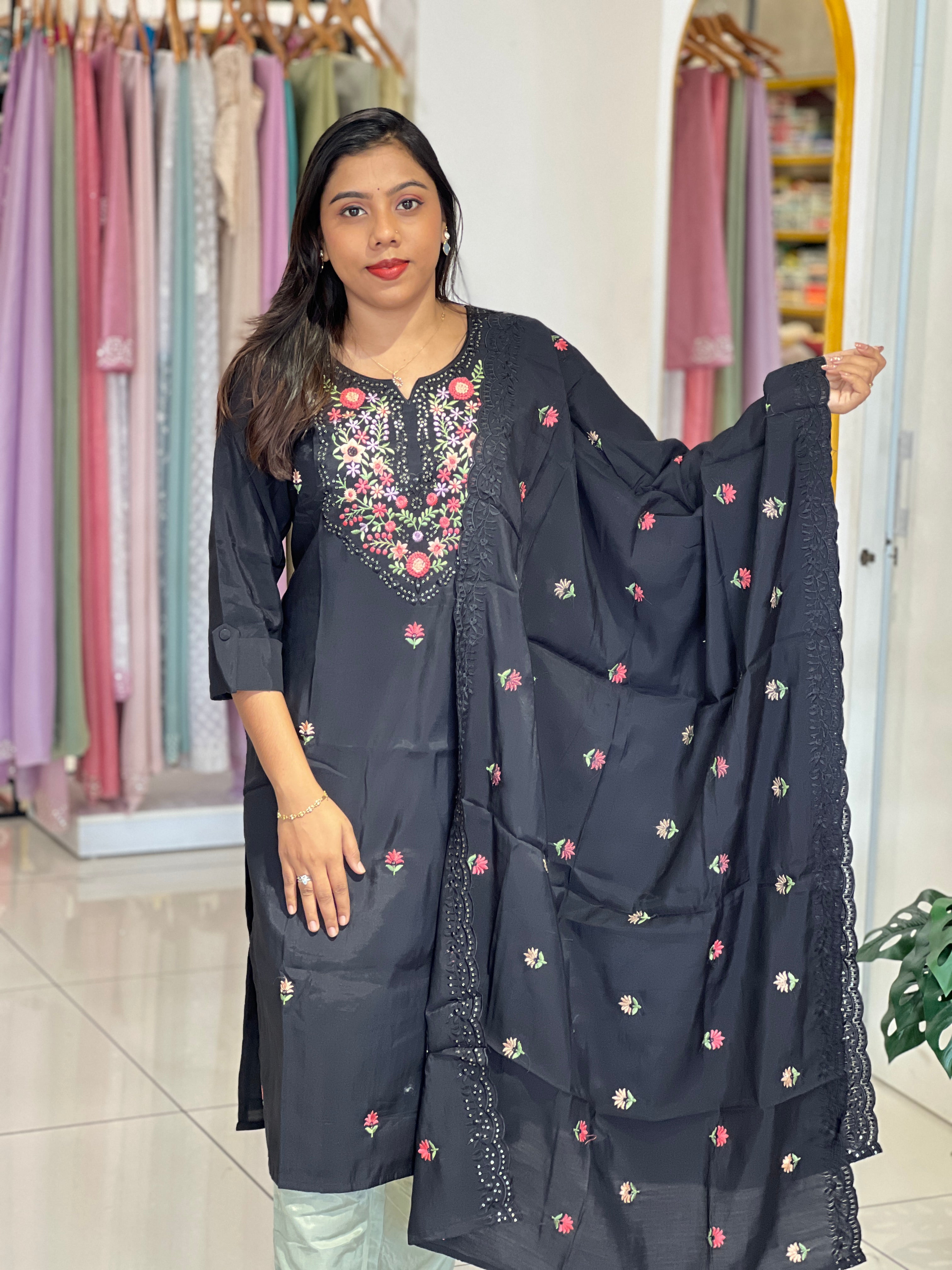 Machine Embroidery Semi Tussar Kurta Set | IHP146