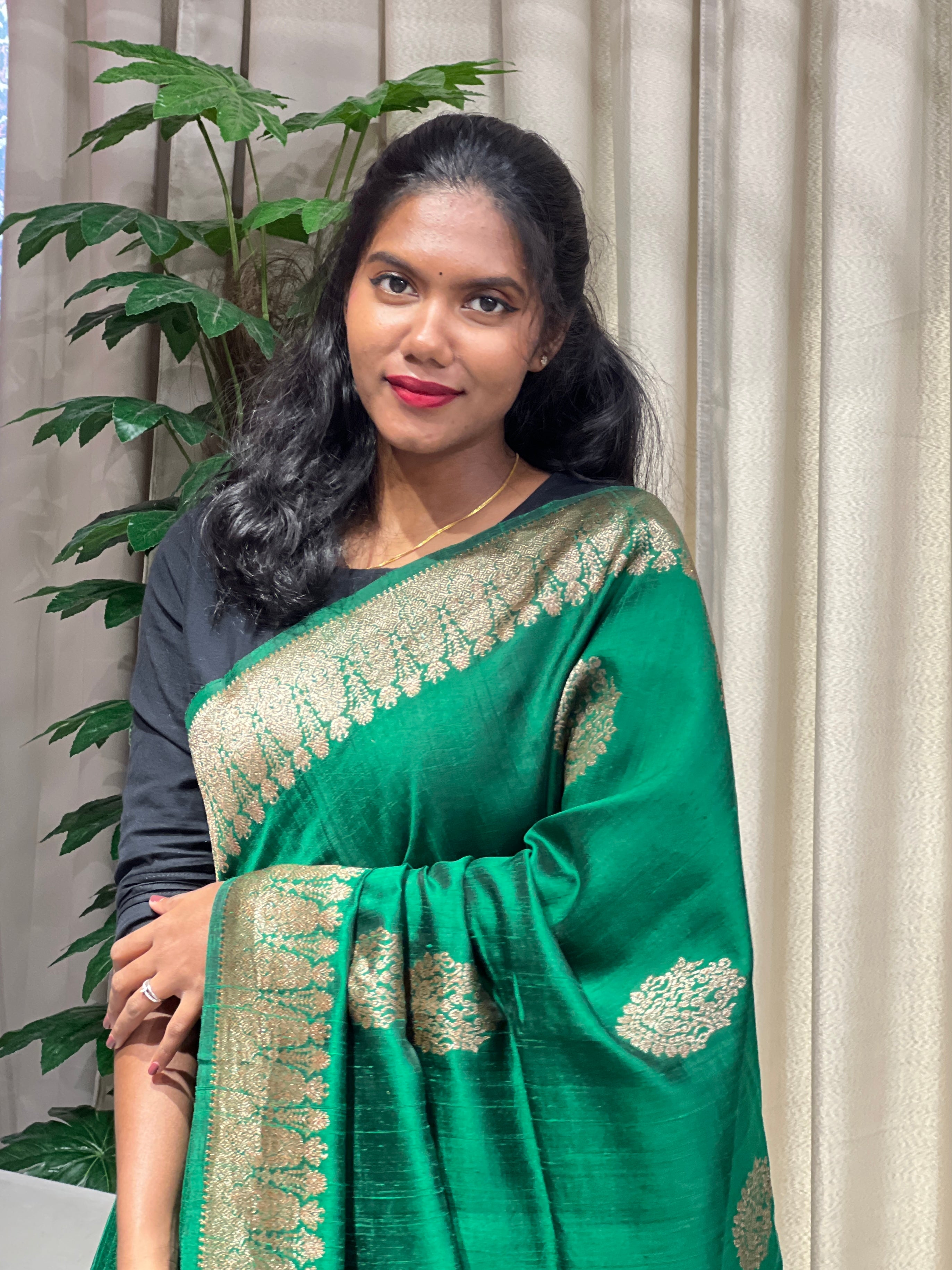 Banarasi Woven Raw Silk Saree | YNG737