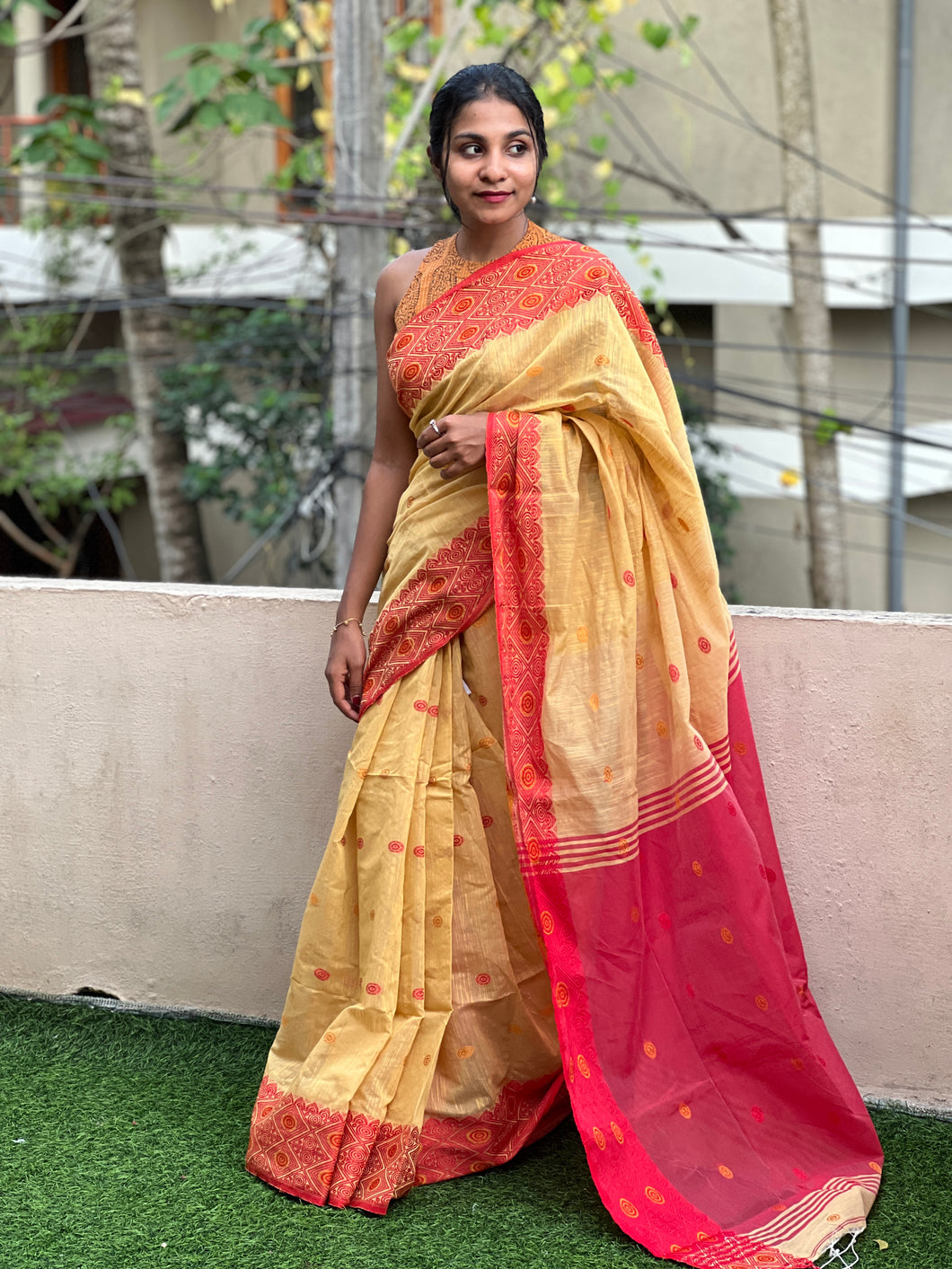 Thread Weaving Cotton Blended Saree | RP455