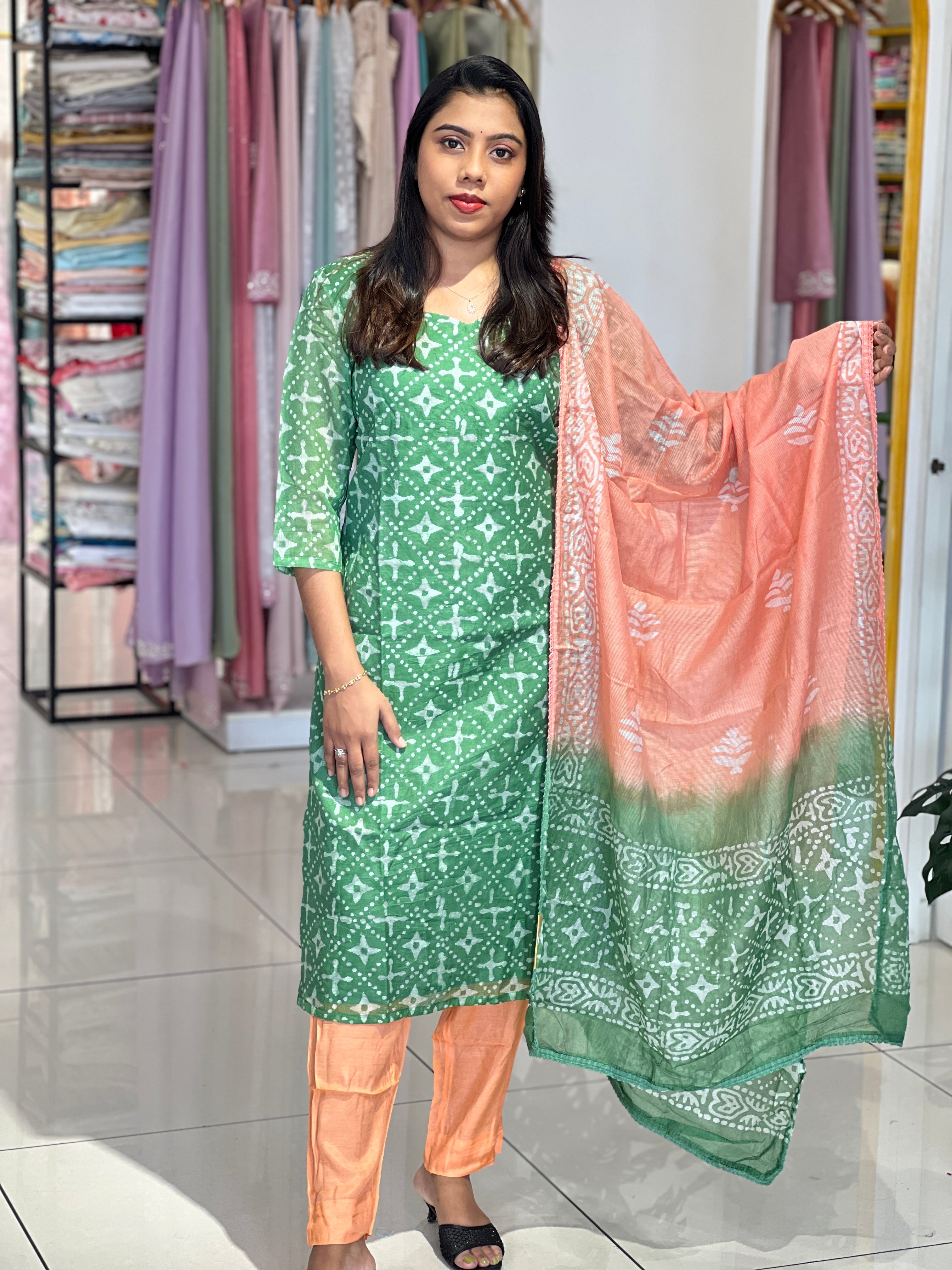 Geometrical Printed Patterned Kotta Kurta Set | IHP177