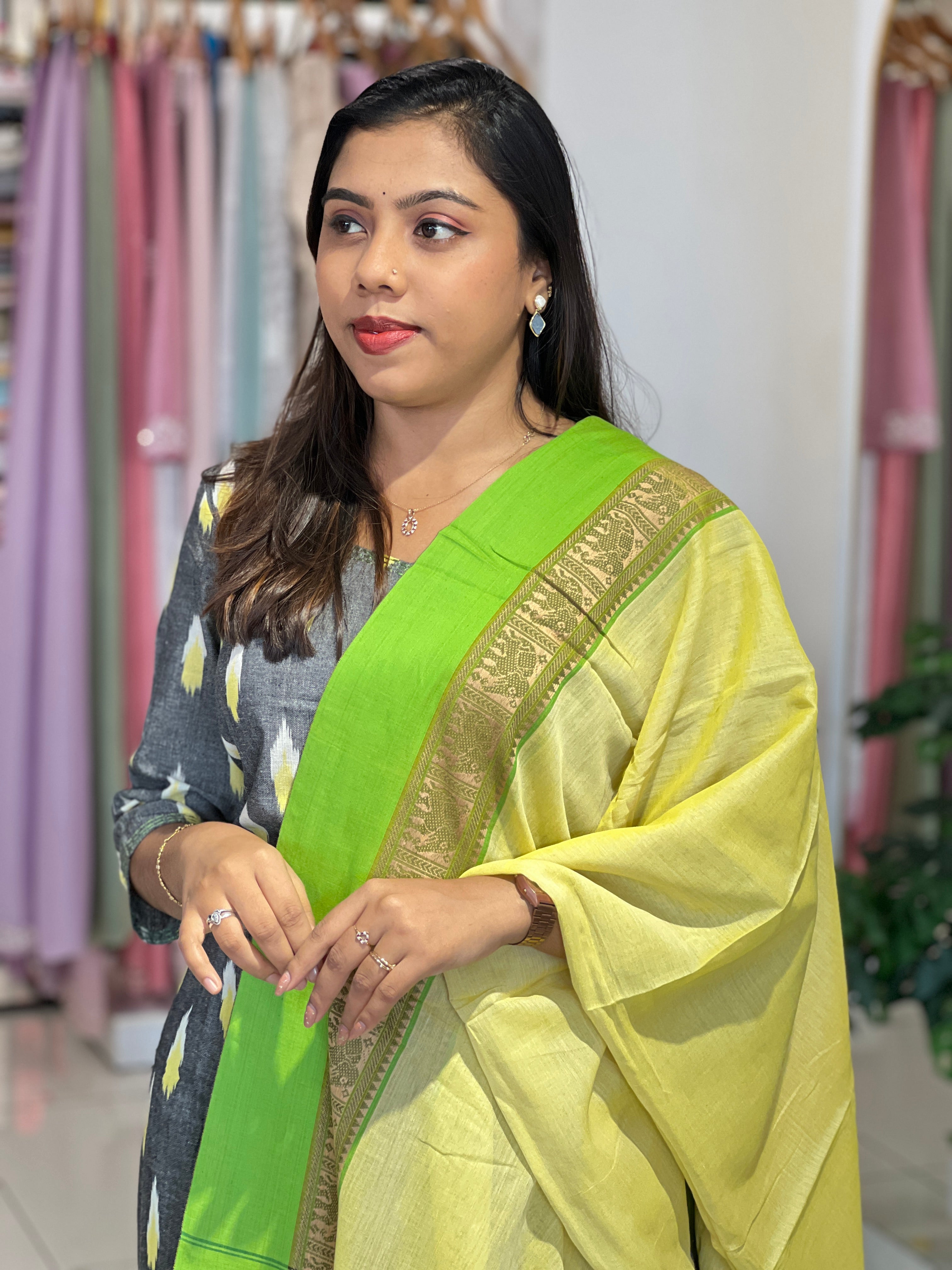 Ikat Design Semi Linen Kurta Set | IHP158