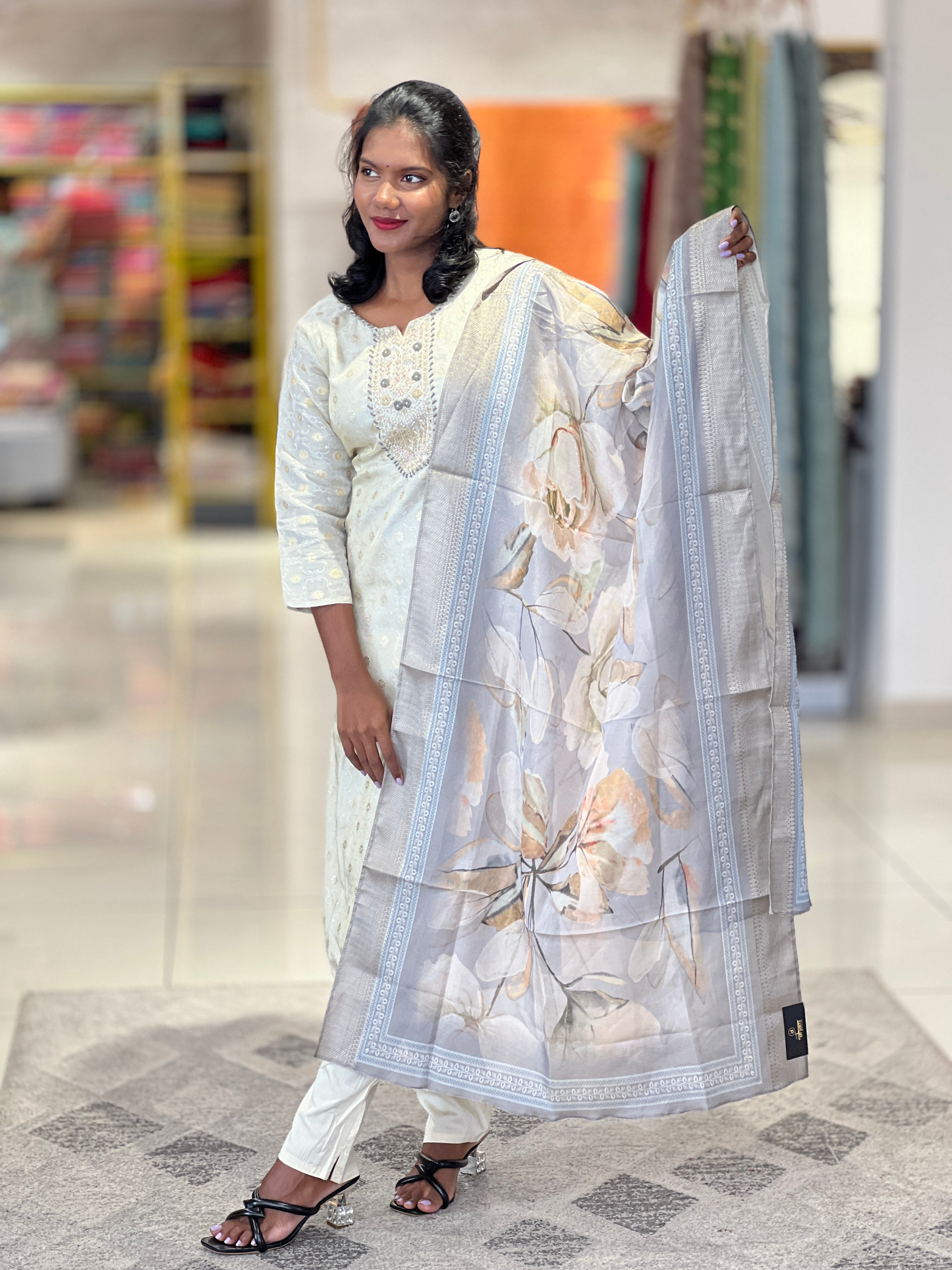 Zari Detailed Soft Banarasi Kurta Set | SJL132