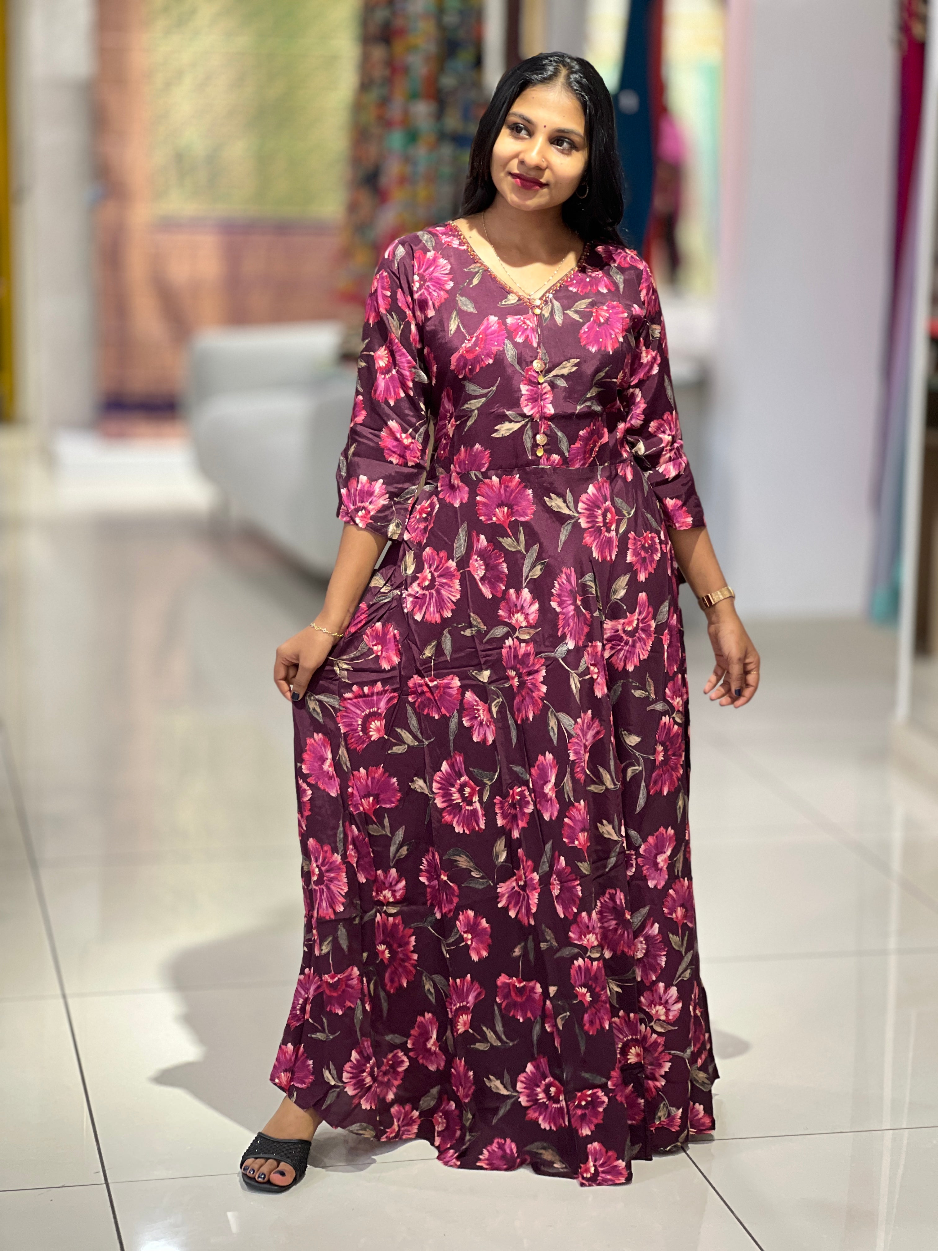 Floral Print With Sequence Detailed Muslin Finish Kurta | FW290