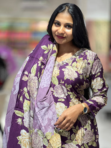 Floral Print With Hand Embroidery Detailed Muslin Finish Kurta Set | FW285