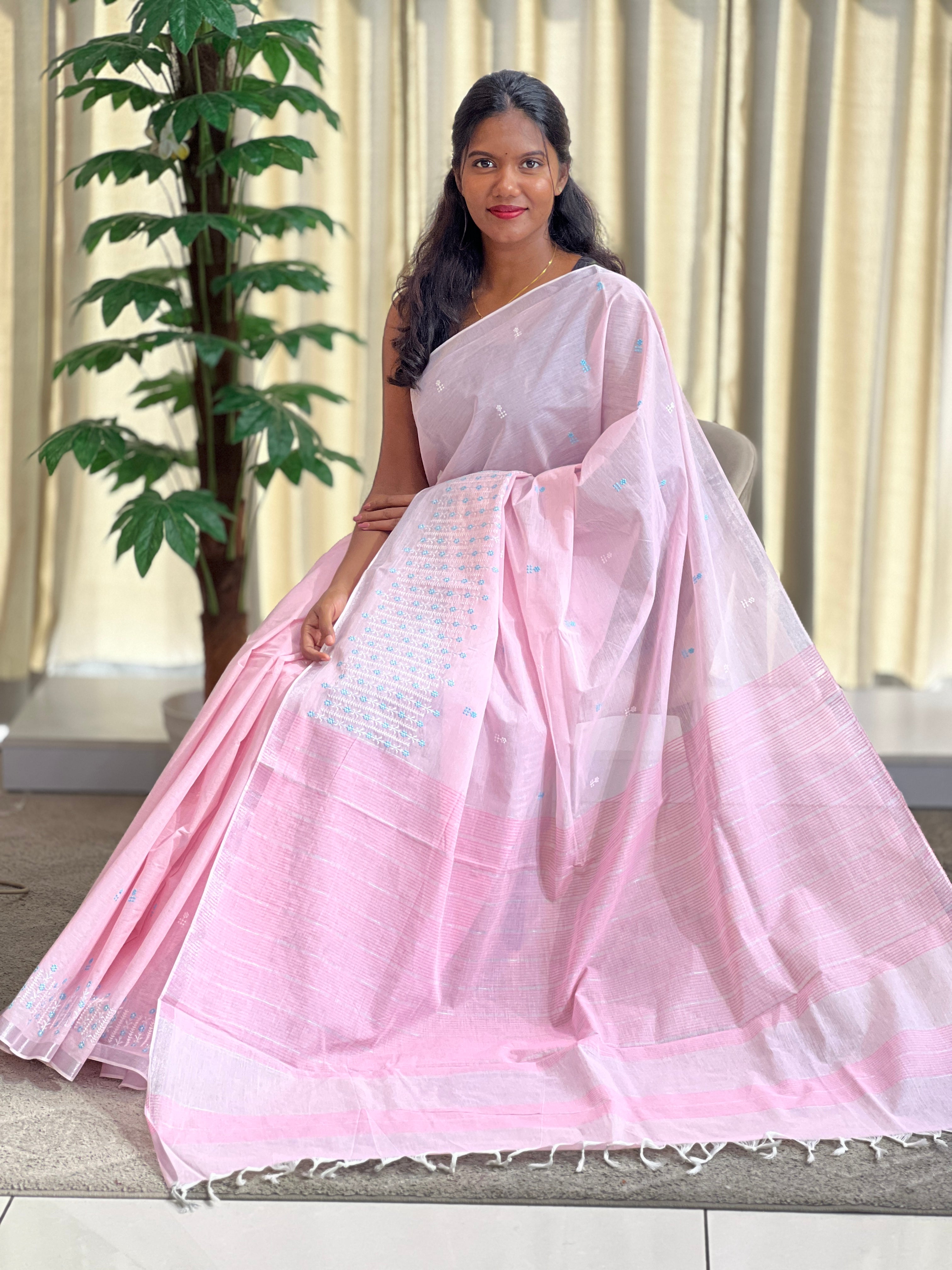 Machine Embroidered Cotton Saree |  RVS102