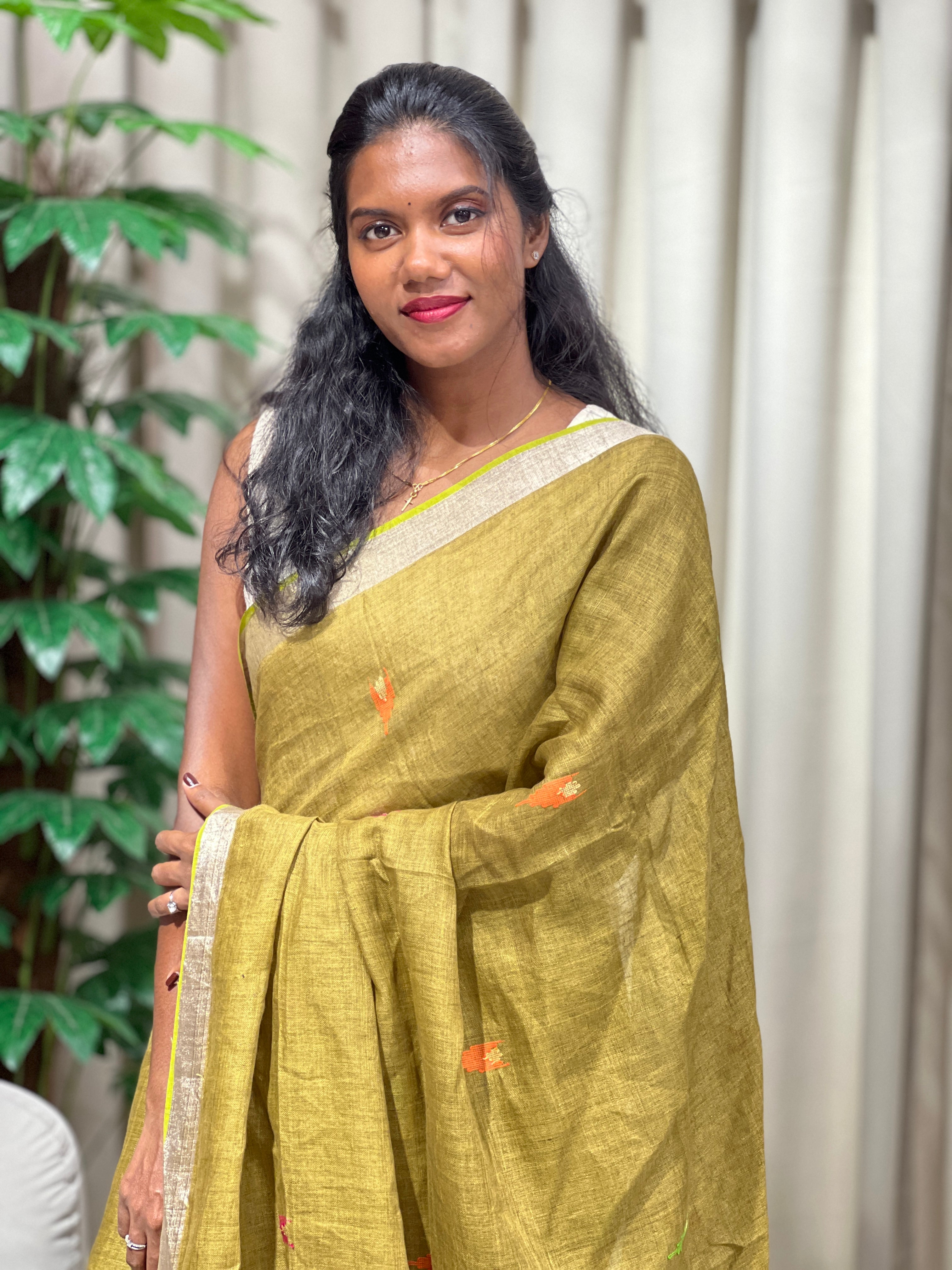 Thread Weaved Pure Linen Saree | EVA123