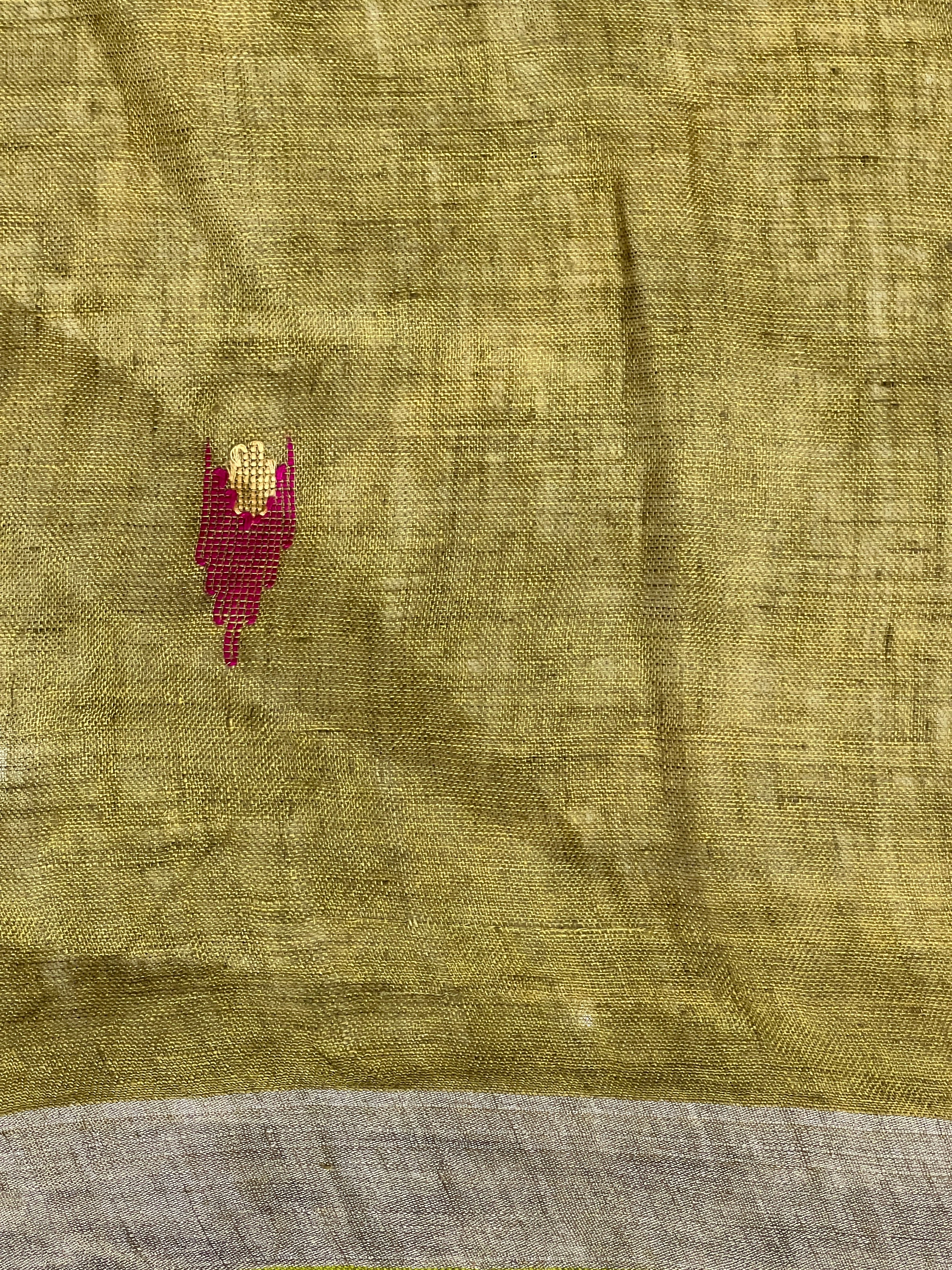 Thread Weaved Pure Linen Saree | EVA123